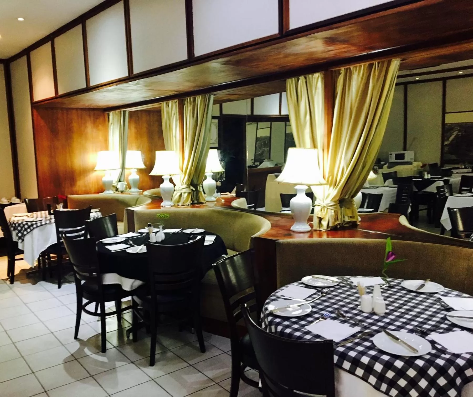 Restaurant/places to eat in Savoy Hotel Kimberley