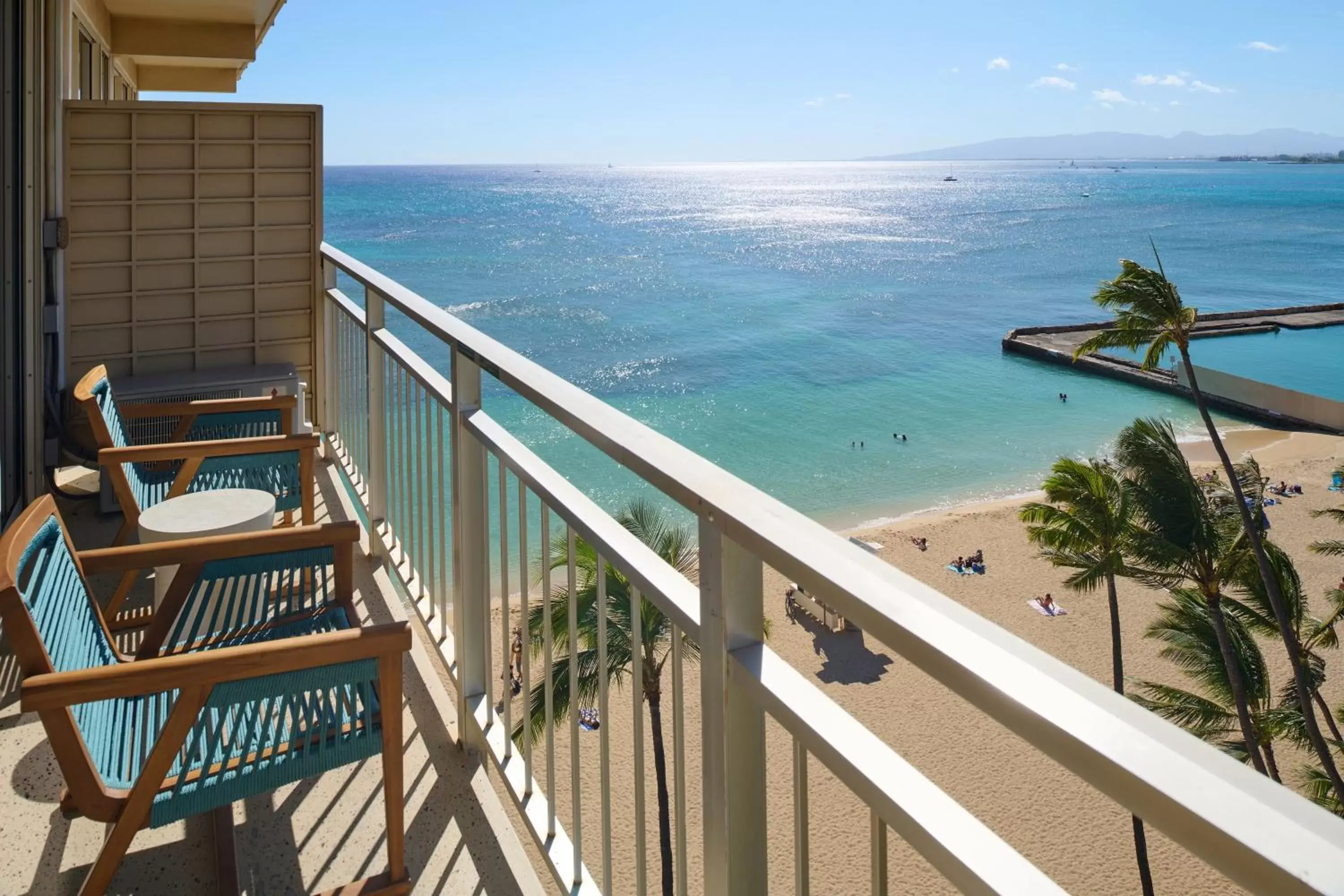 Balcony/Terrace, Sea View in Kaimana Beach Hotel