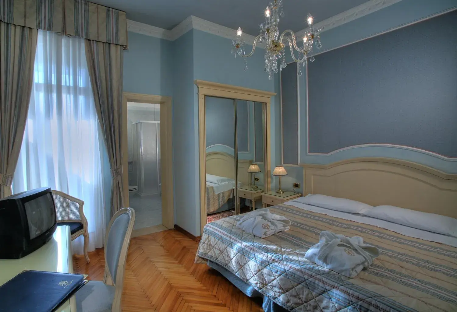 Photo of the whole room, Bed in Hotel Terme Salus