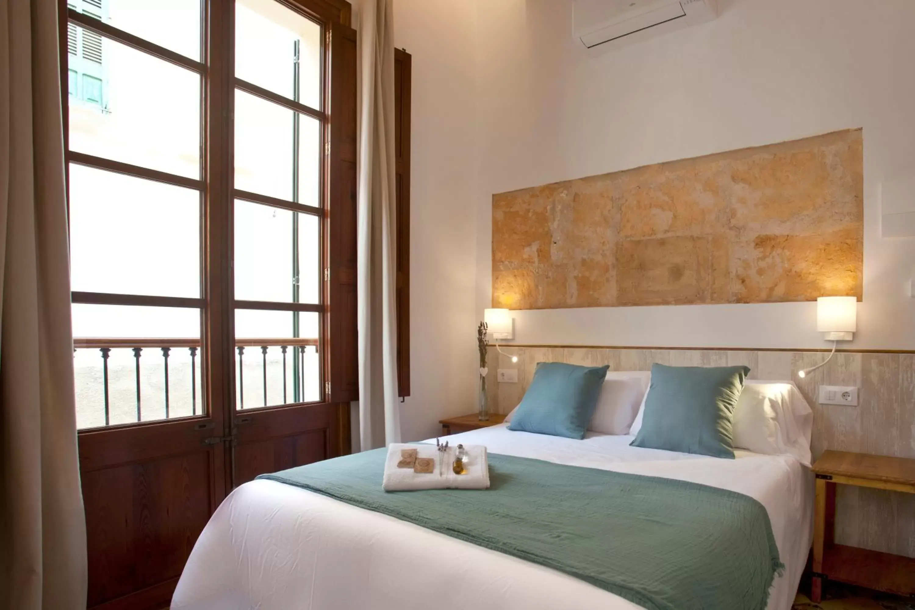 Bedroom, Bed in Casal de Petra - Rooms & Pool by My Rooms Hotels
