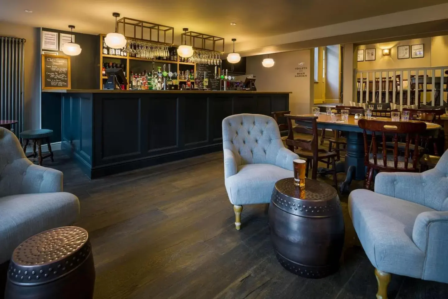 Restaurant/places to eat, Lounge/Bar in Seven Stars Penryn