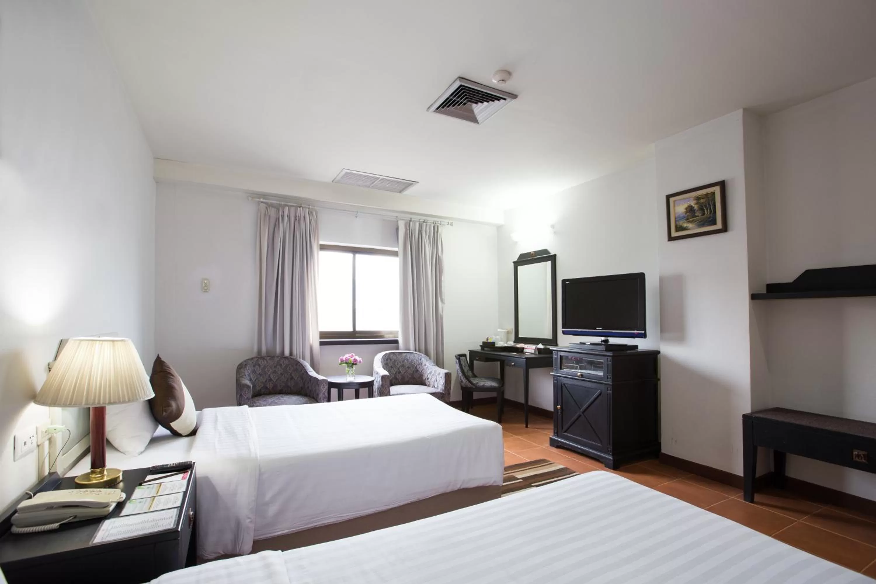 Bed in Night Bazaar Place