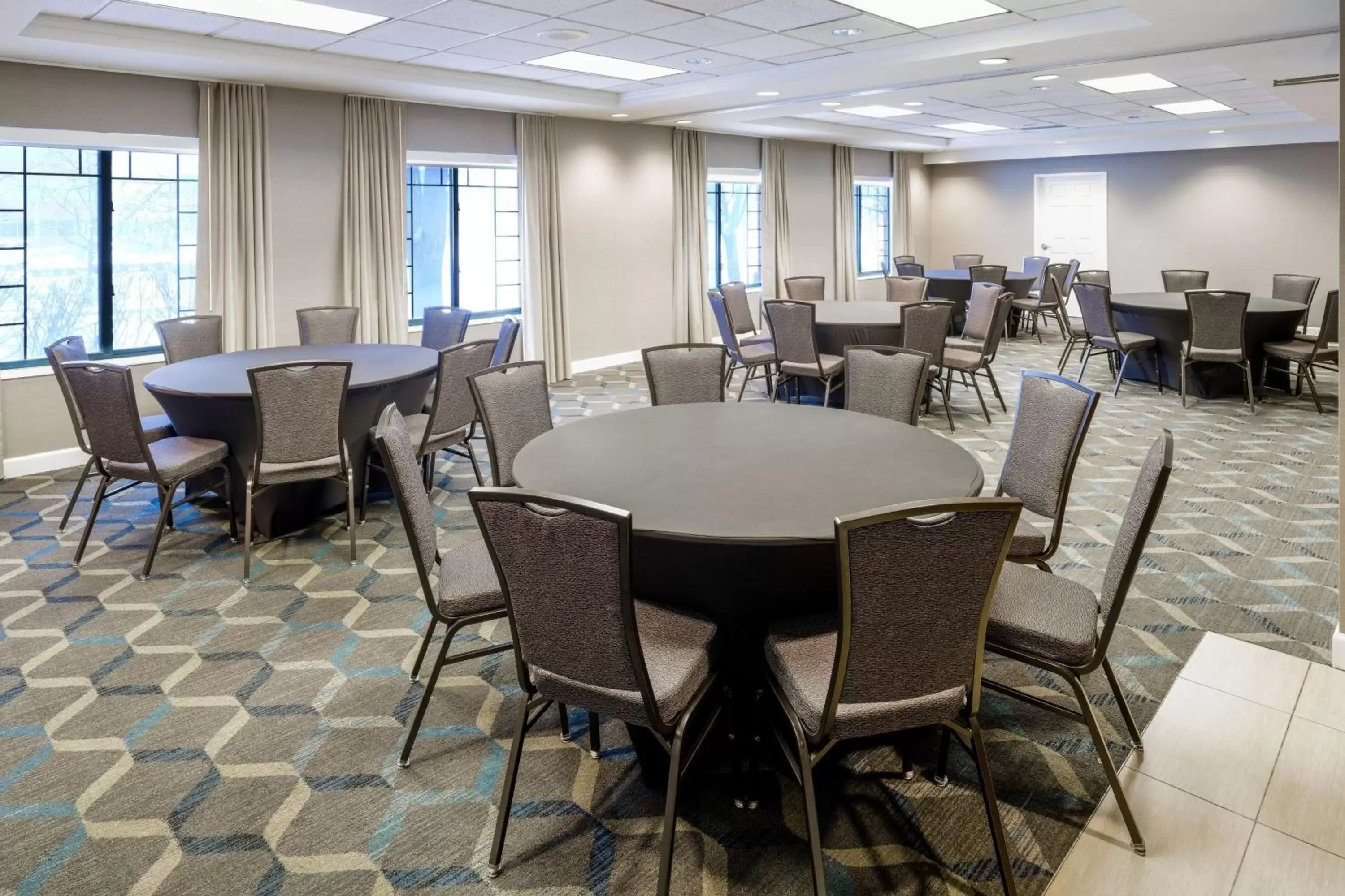 Meeting/conference room in Residence Inn by Marriott Chicago Oak Brook