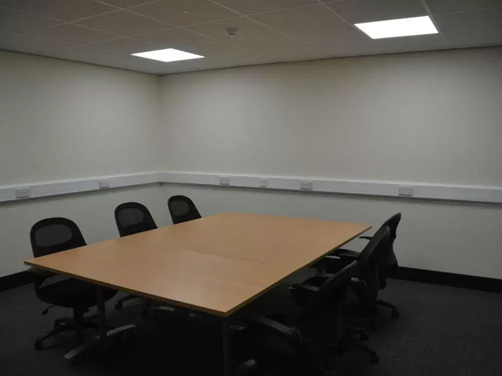 Raglan Lodge Raglan Lodge