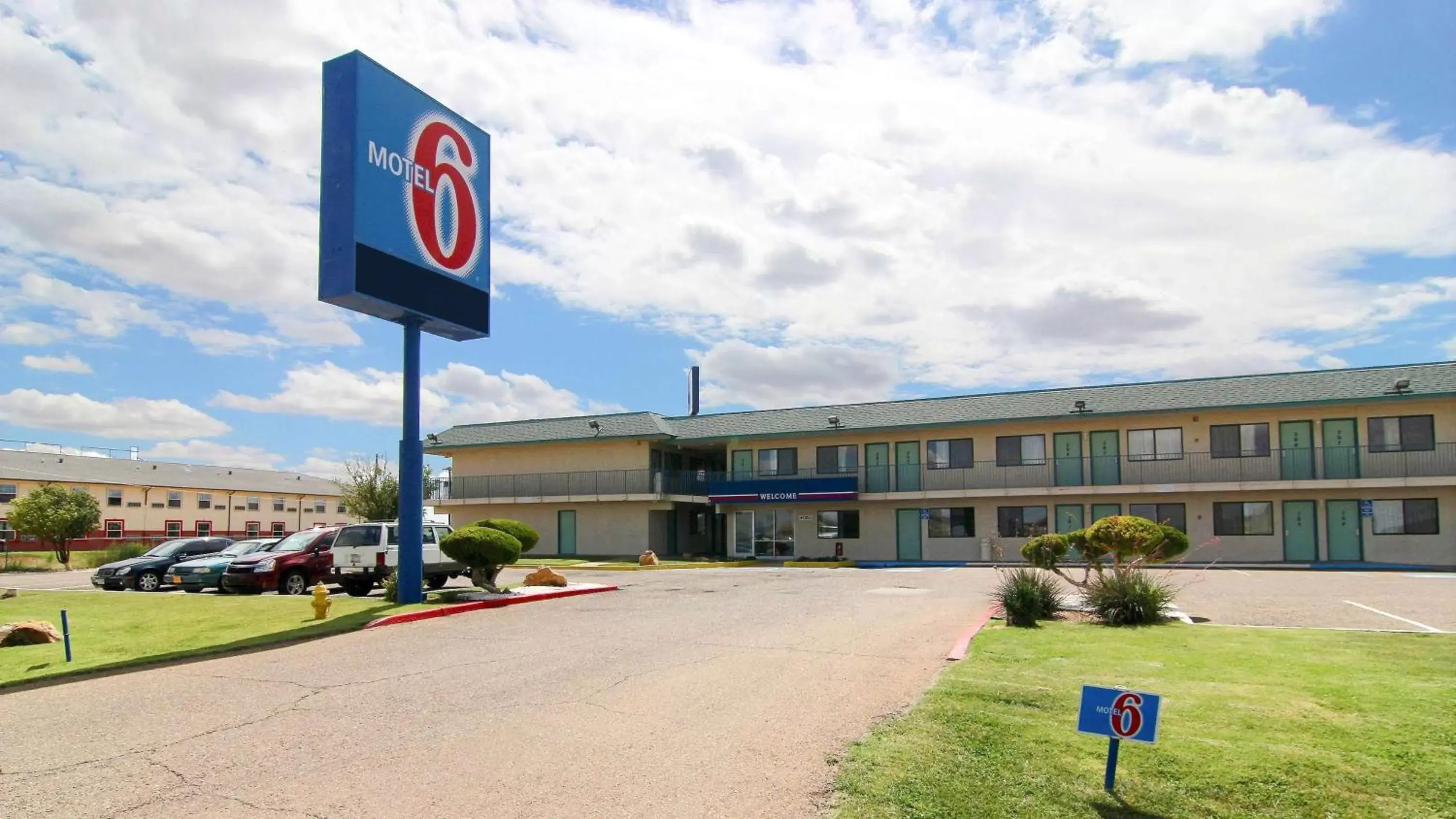 Property building in Motel 6-Tucumcari, NM Property building in Motel 6-Tucumcari, NM