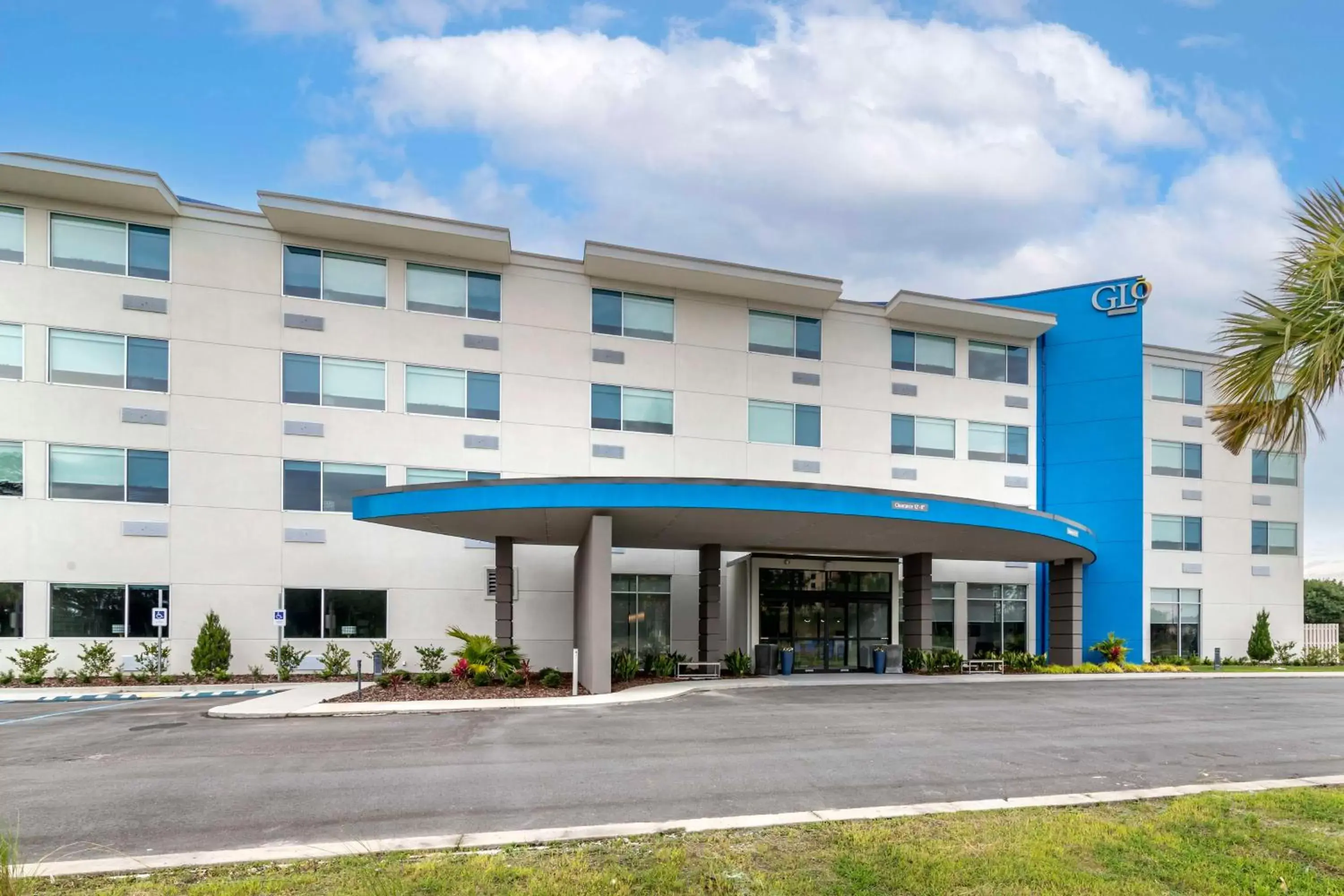 Property Building in GLo Best Western Pooler - Savannah Airport Hotel