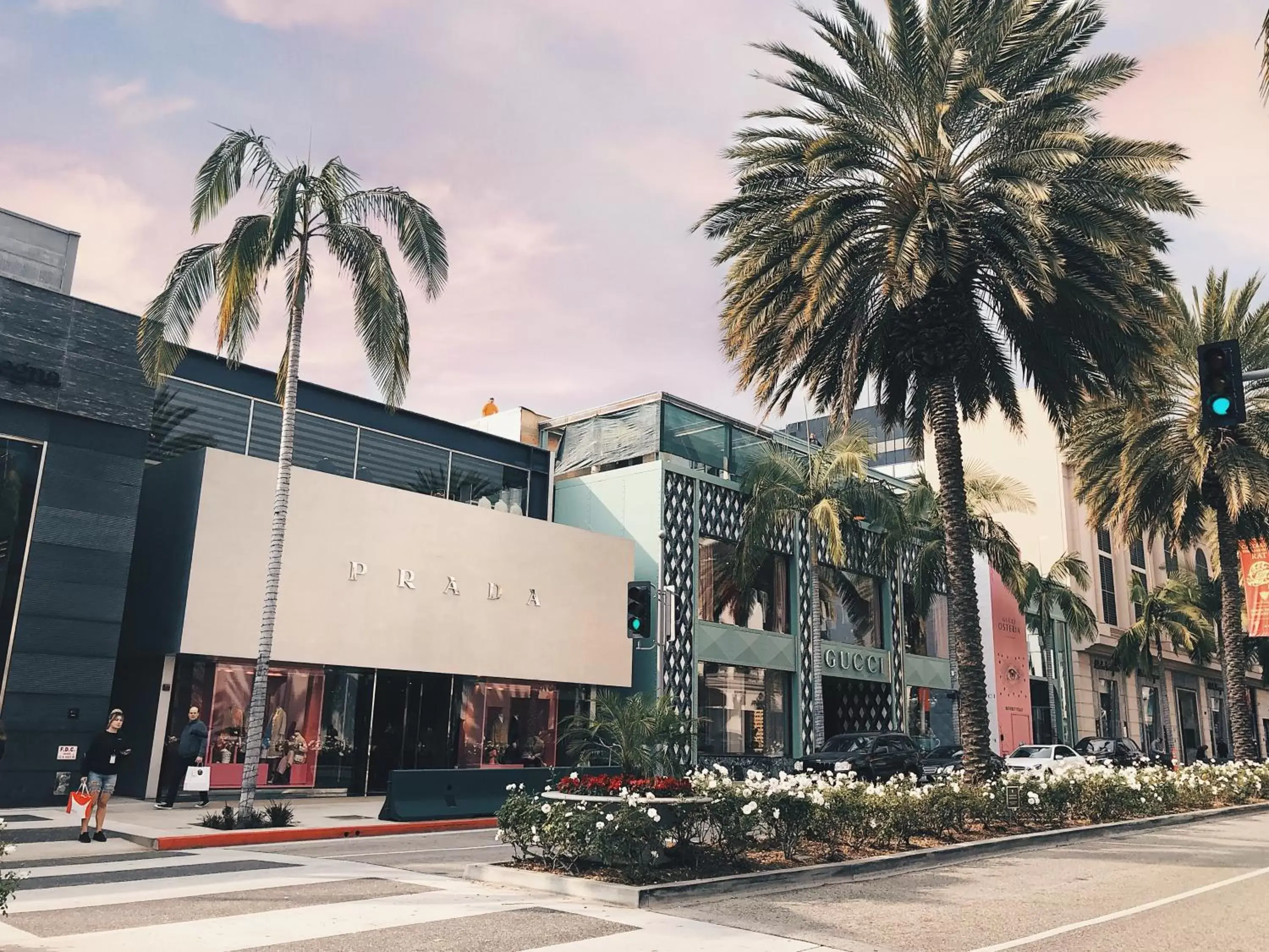 Shopping Area, Property Building in Montrose at Beverly Hills