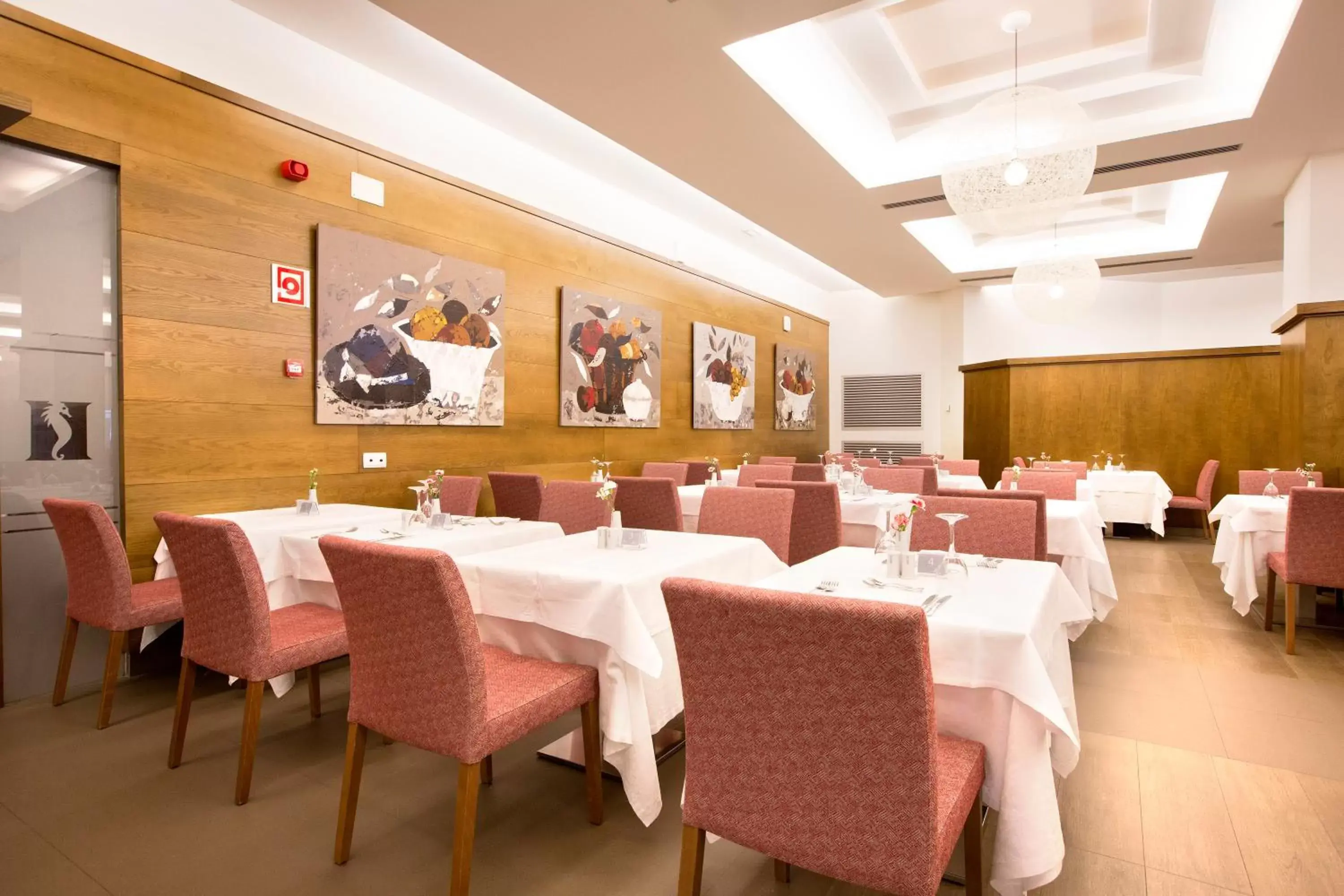 Restaurant/places to eat in Hipotels Cala Millor Park Restaurant/places to eat in Hipotels Cala Millor Park