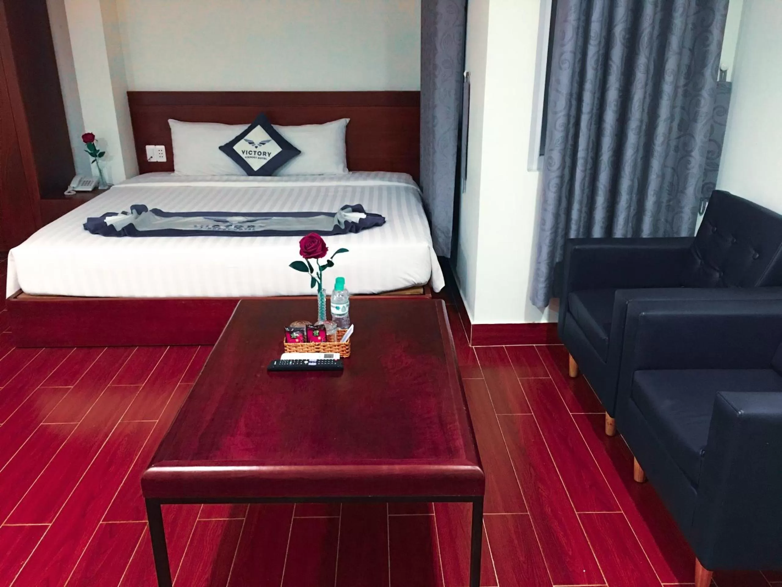 Bedroom, Bed in Victory Airport Hotel