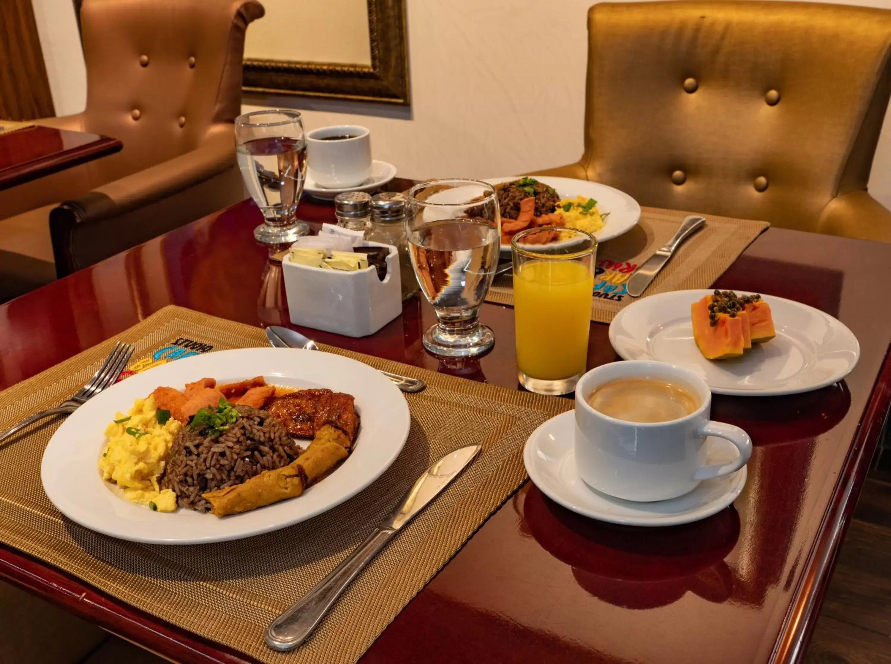 Breakfast in Studio Hotel Boutique