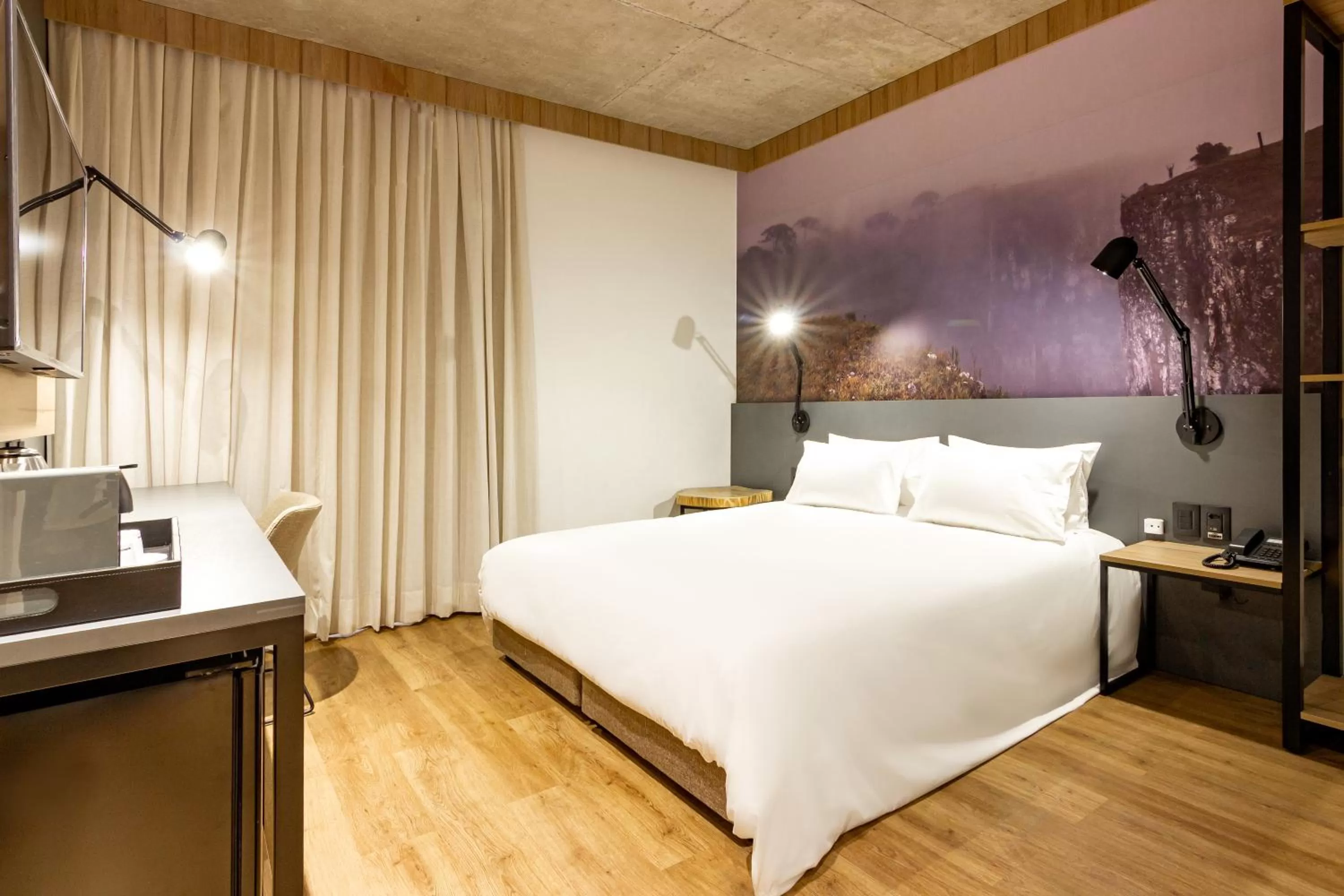 TV and multimedia, Bed in Novotel Criciuma