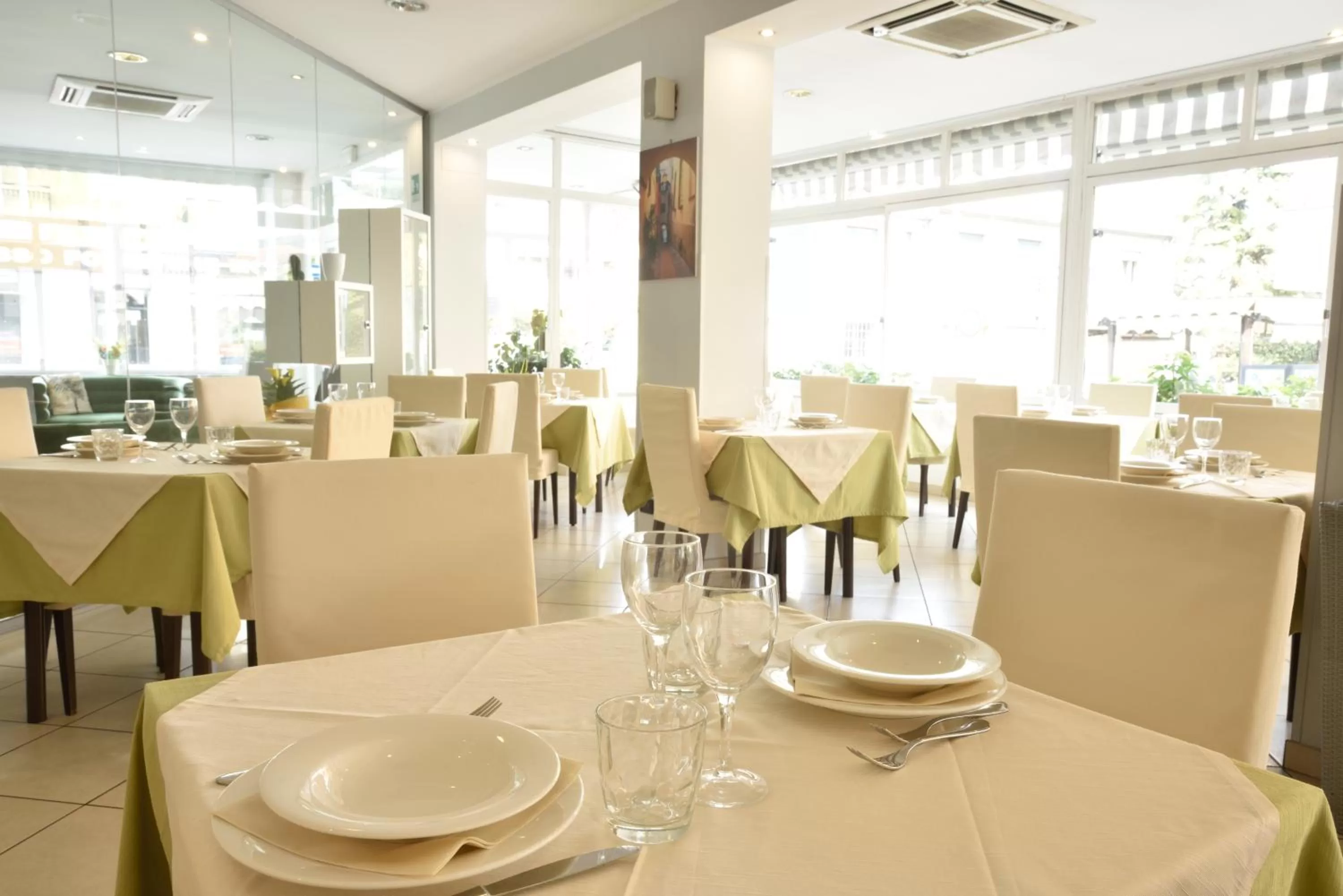 Restaurant/places to eat in Hotel Ristorante La Marina Mhotelsgroup