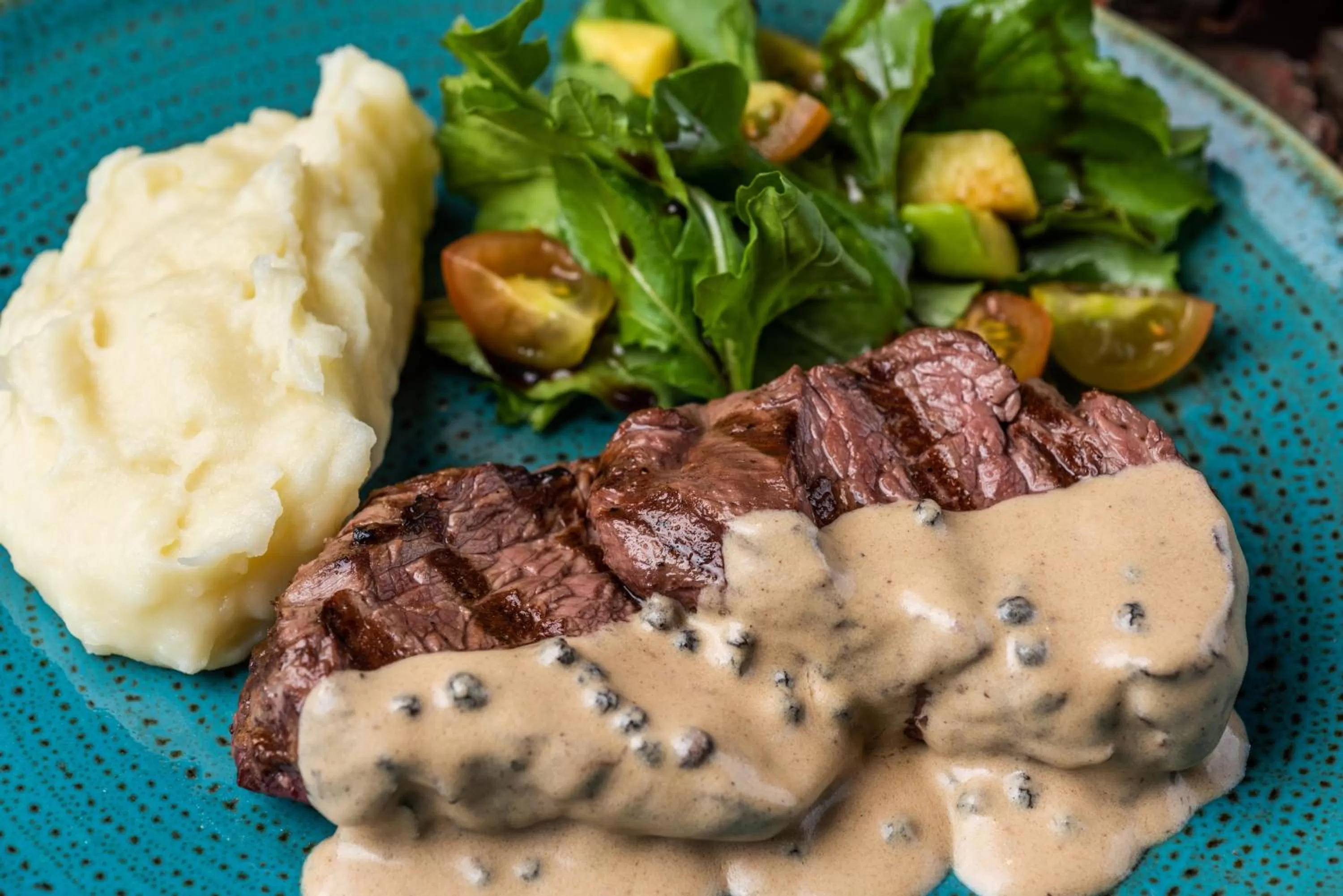 Food and drinks in ibis Chia