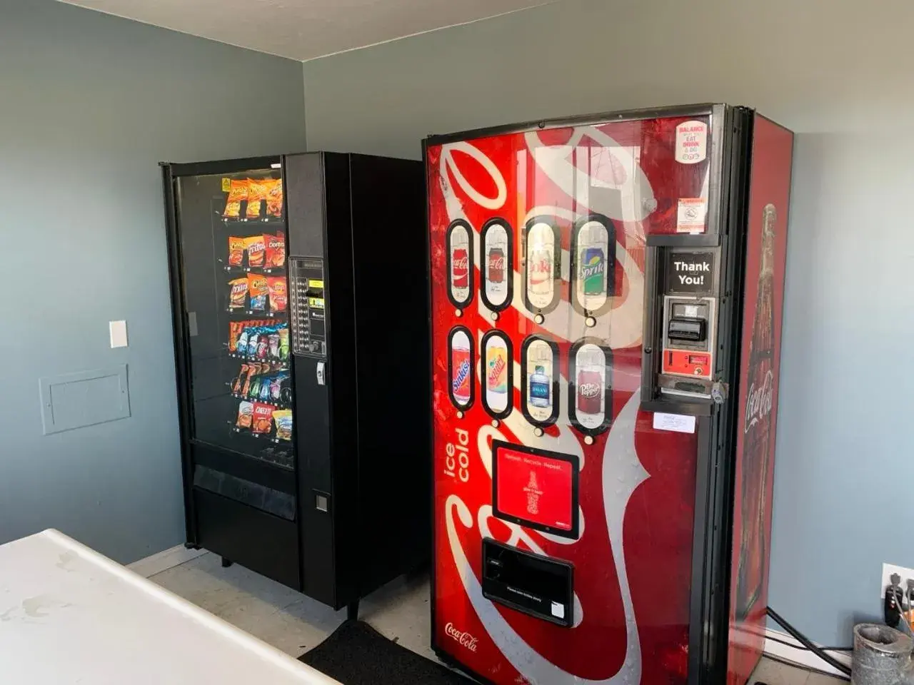 vending machine, Supermarket/Shops in Seabird Lodge Fort Bragg