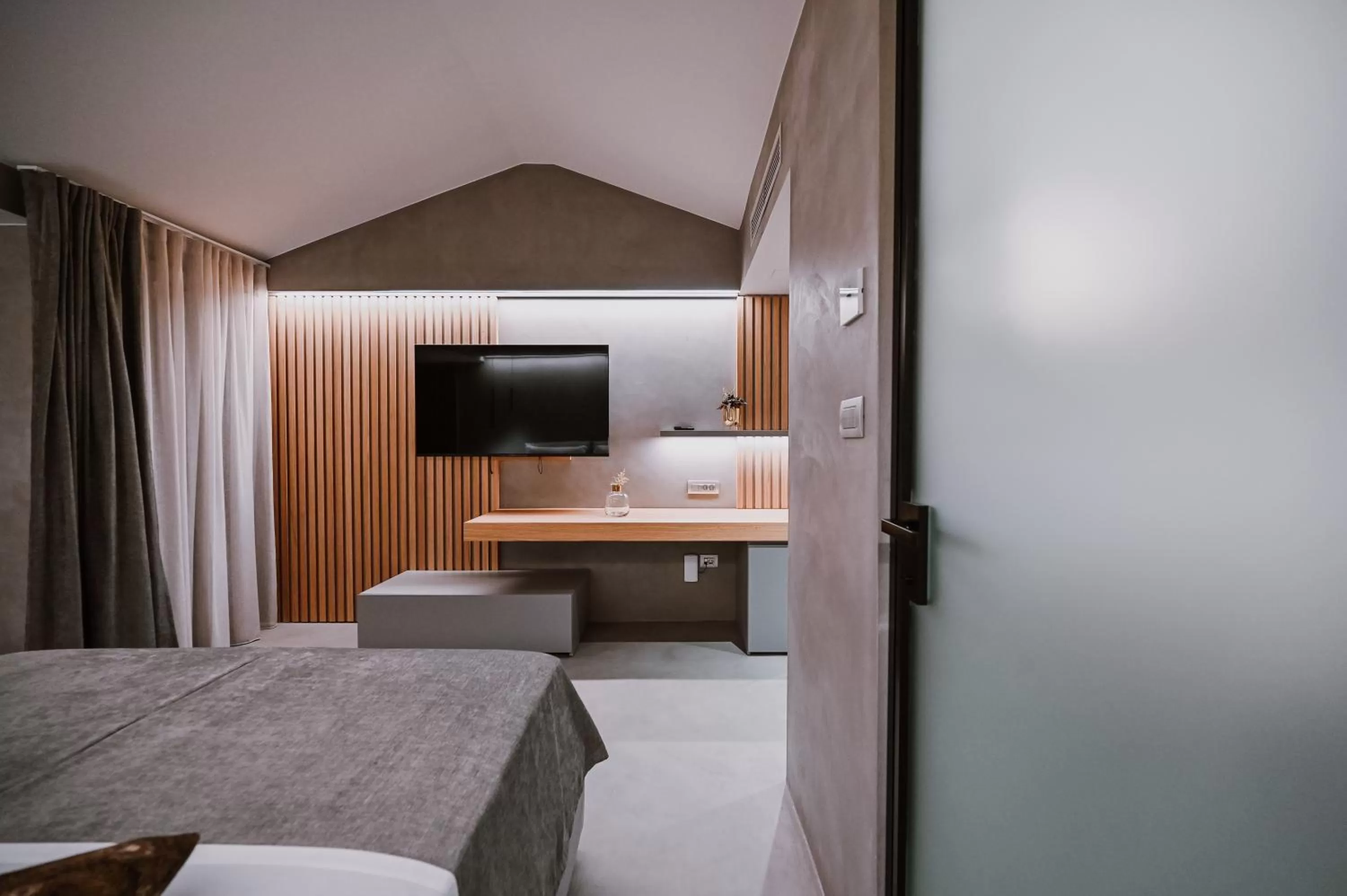 Photo of the whole room, Bed in Hotel Stomorin-Marina Hramina