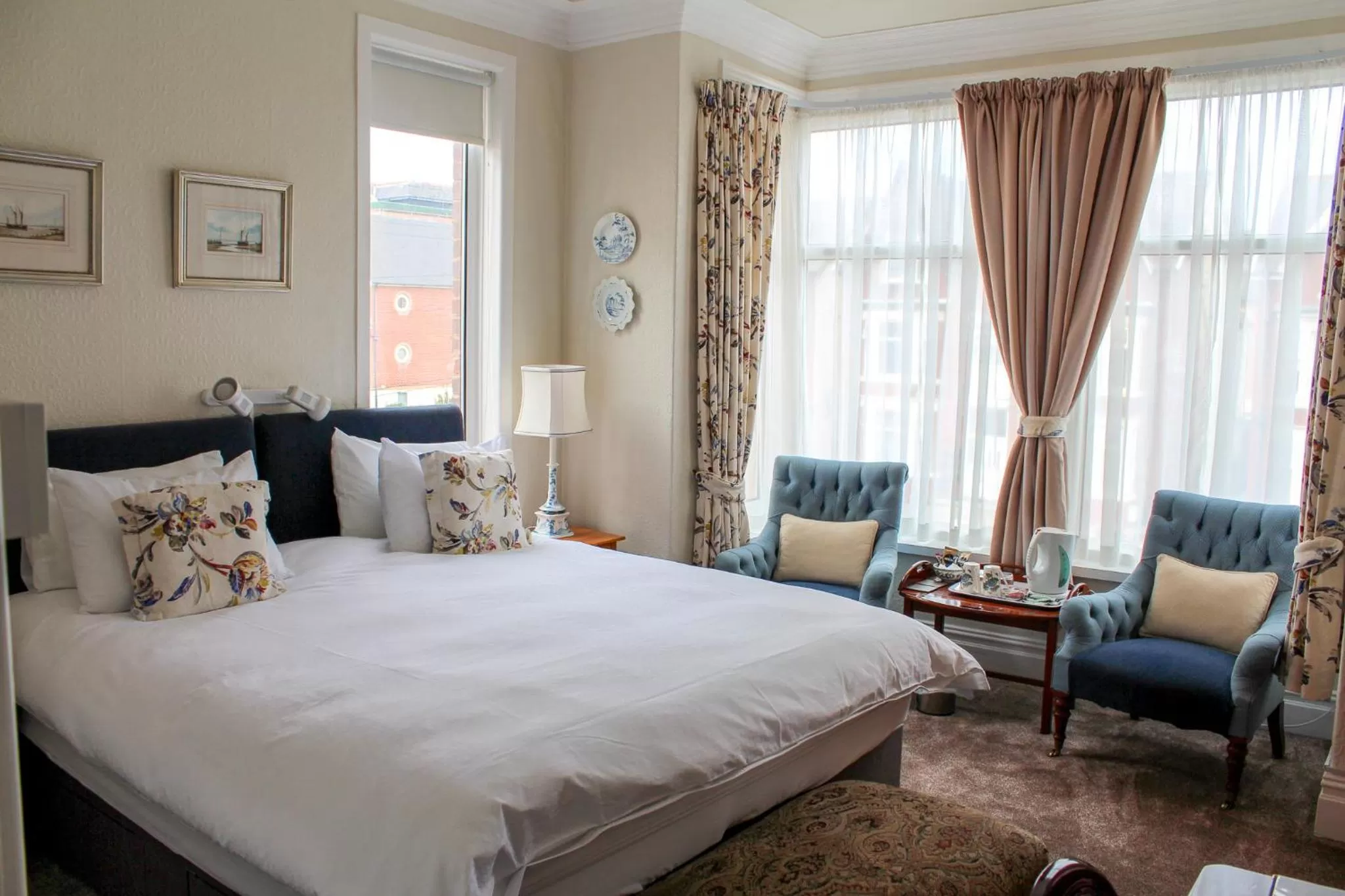 Deluxe Double or Twin Room with Sea View in The Gaydon