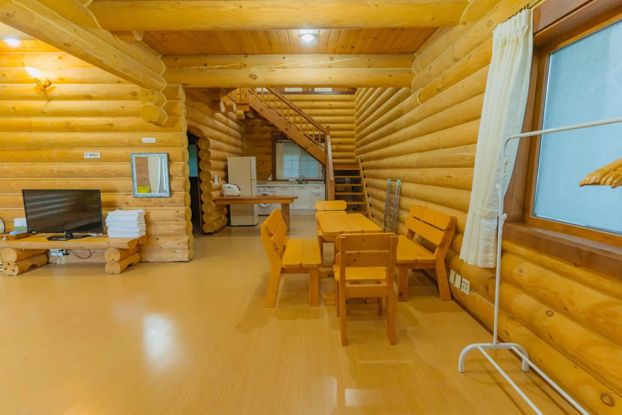 Kitchen or kitchenette in Jungmun Log Pension & Resort Kitchen or kitchenette in Jungmun Log Pension & Resort