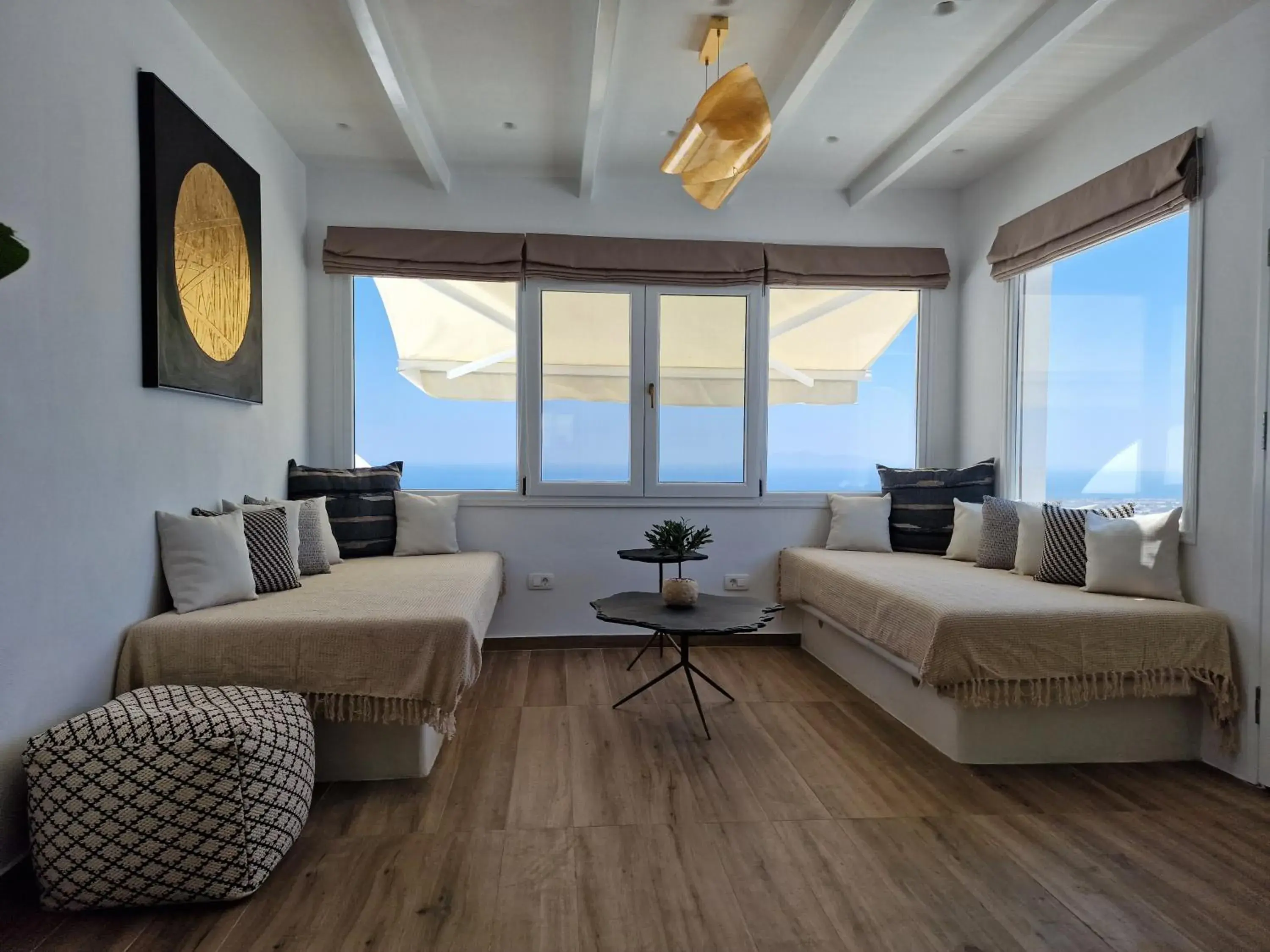 Living room, Seating Area in Amerisa Suites