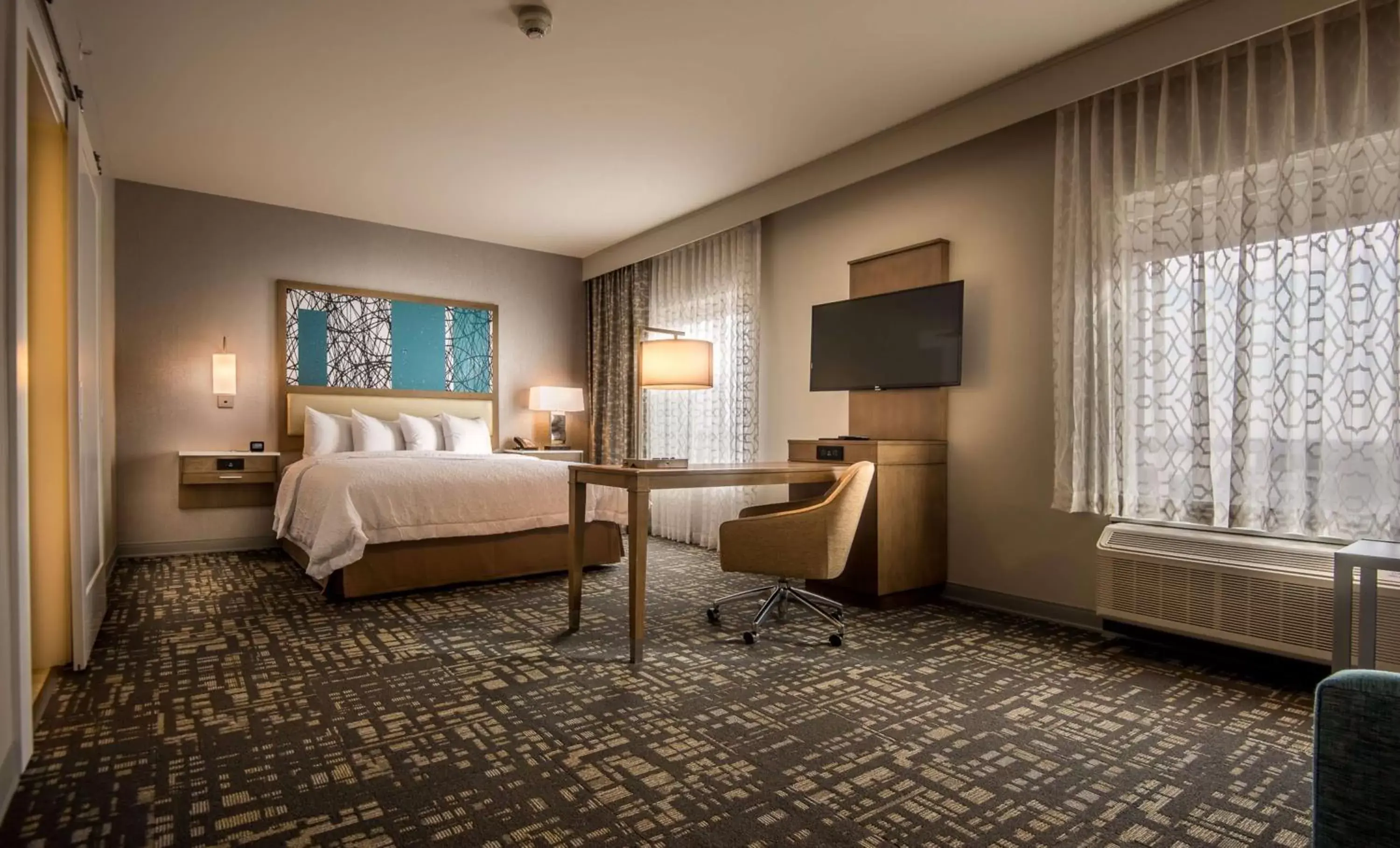 Bed, TV/Entertainment Center in Hampton Inn & Suites Dallas-The Colony