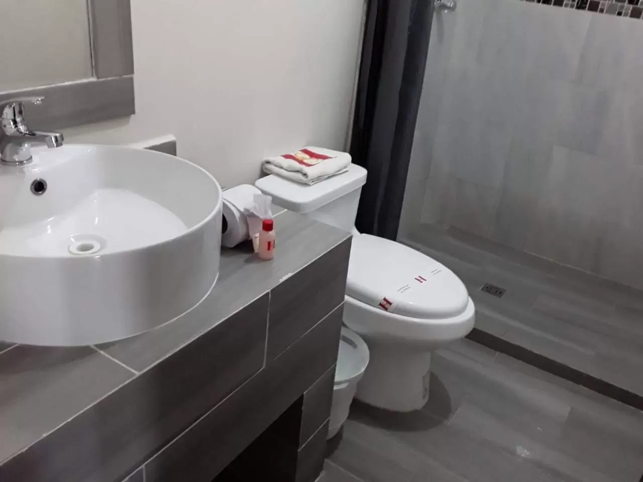 Bathroom in Hotel Sevilla Palenque