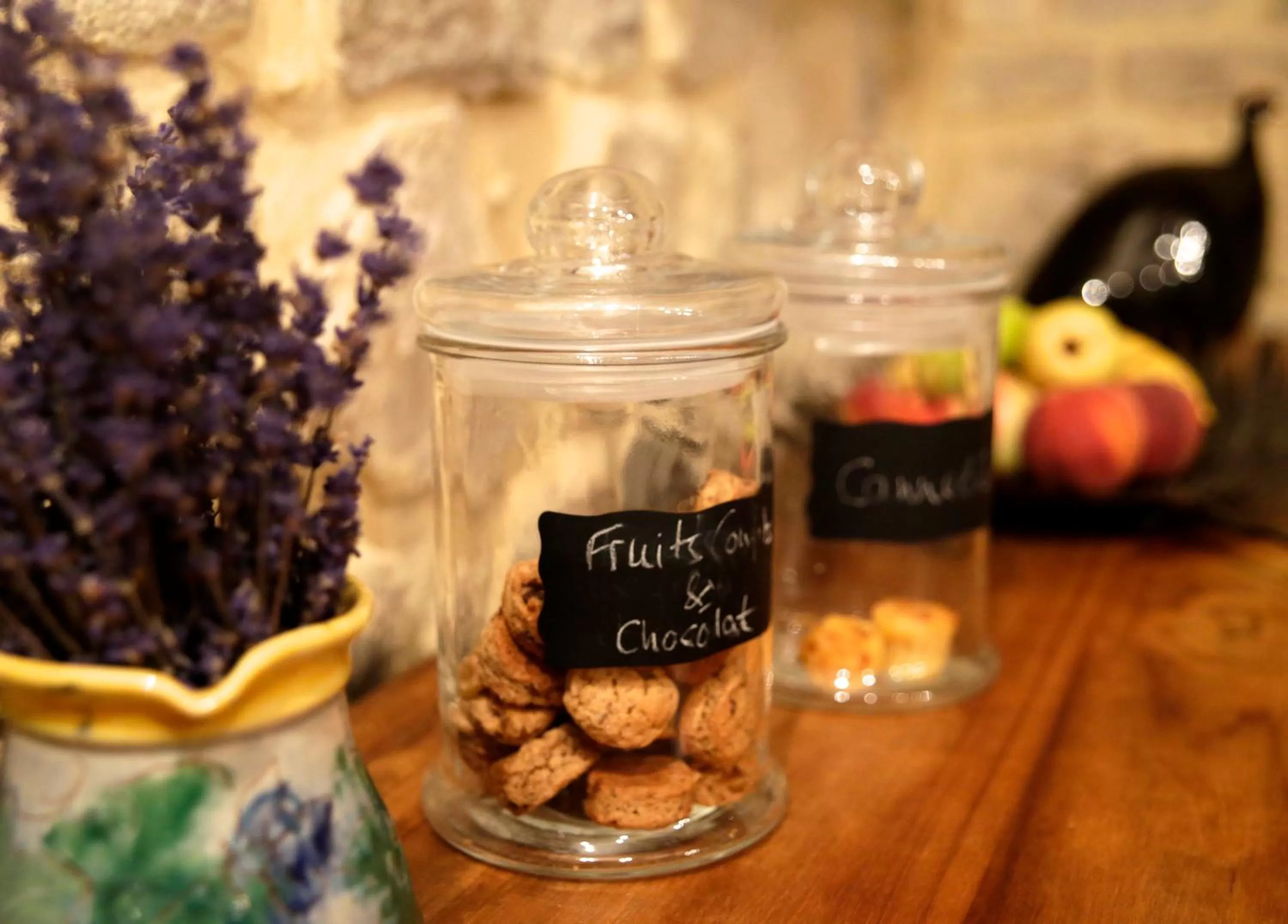 Decorative detail in L'Autre Maison