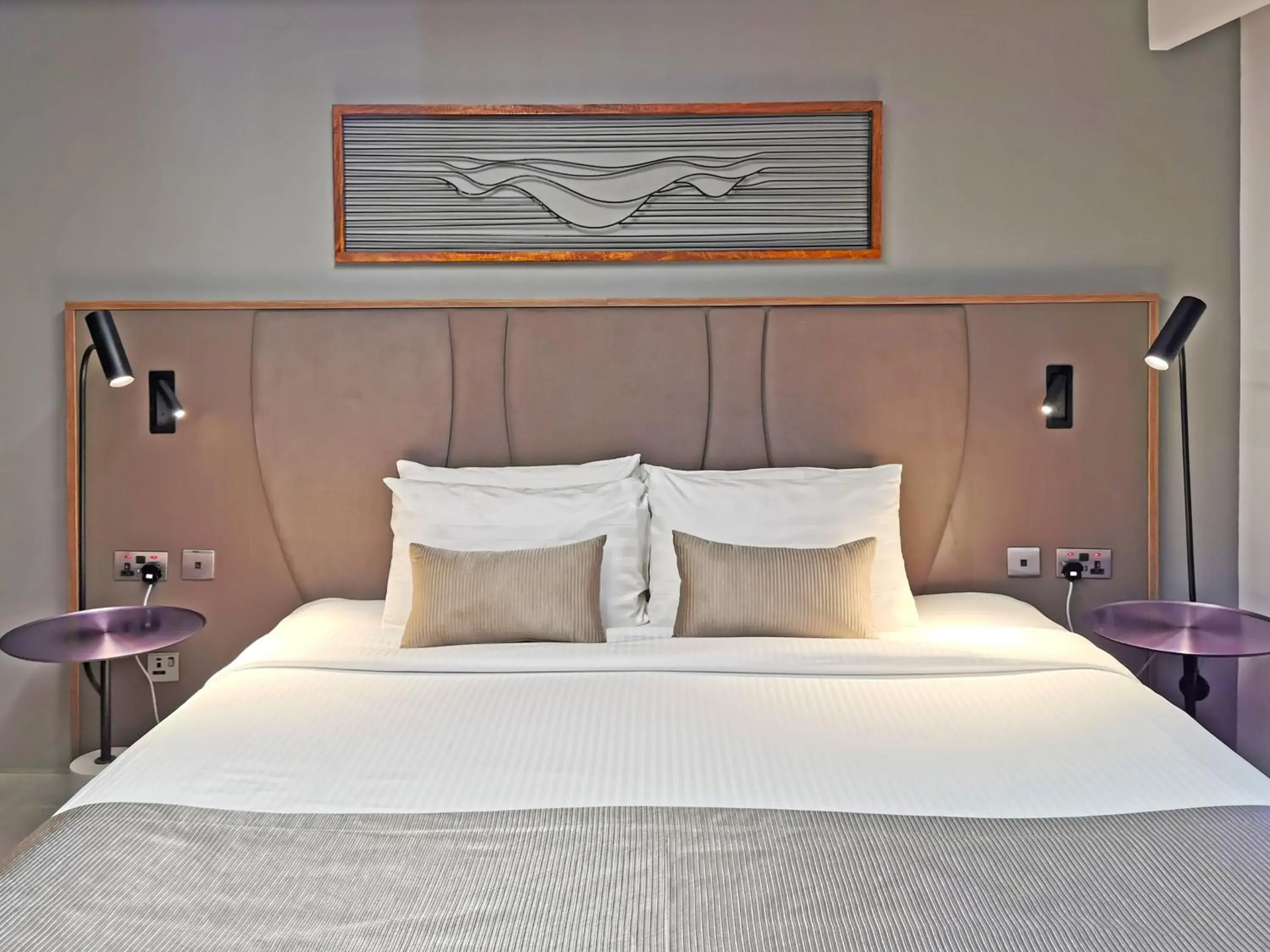 Property building, Bed in Marbella Resort Property building, Bed in Marbella Resort