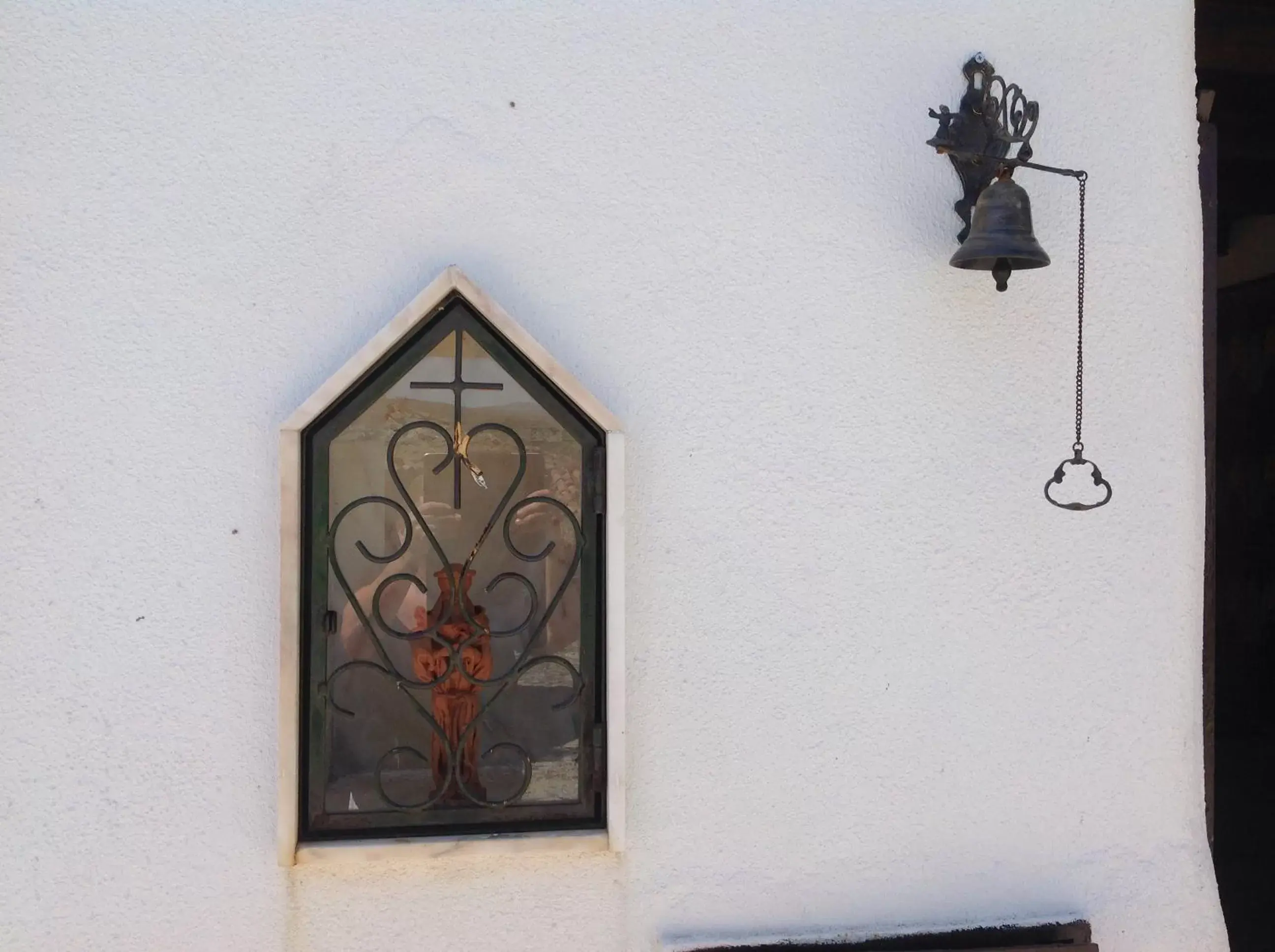 Facade/entrance in House Of The Three Marias