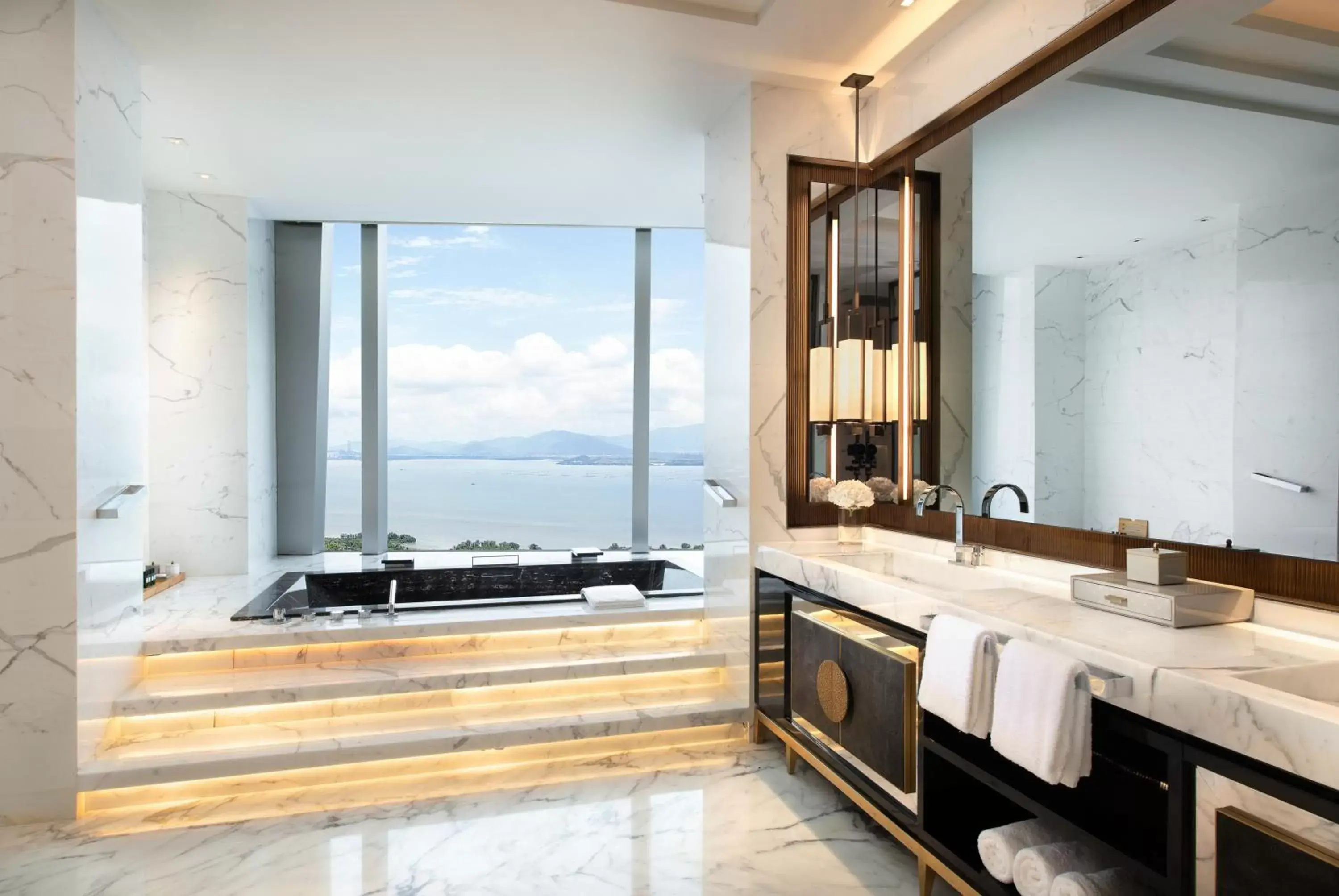 Bathroom in Raffles Shenzhen