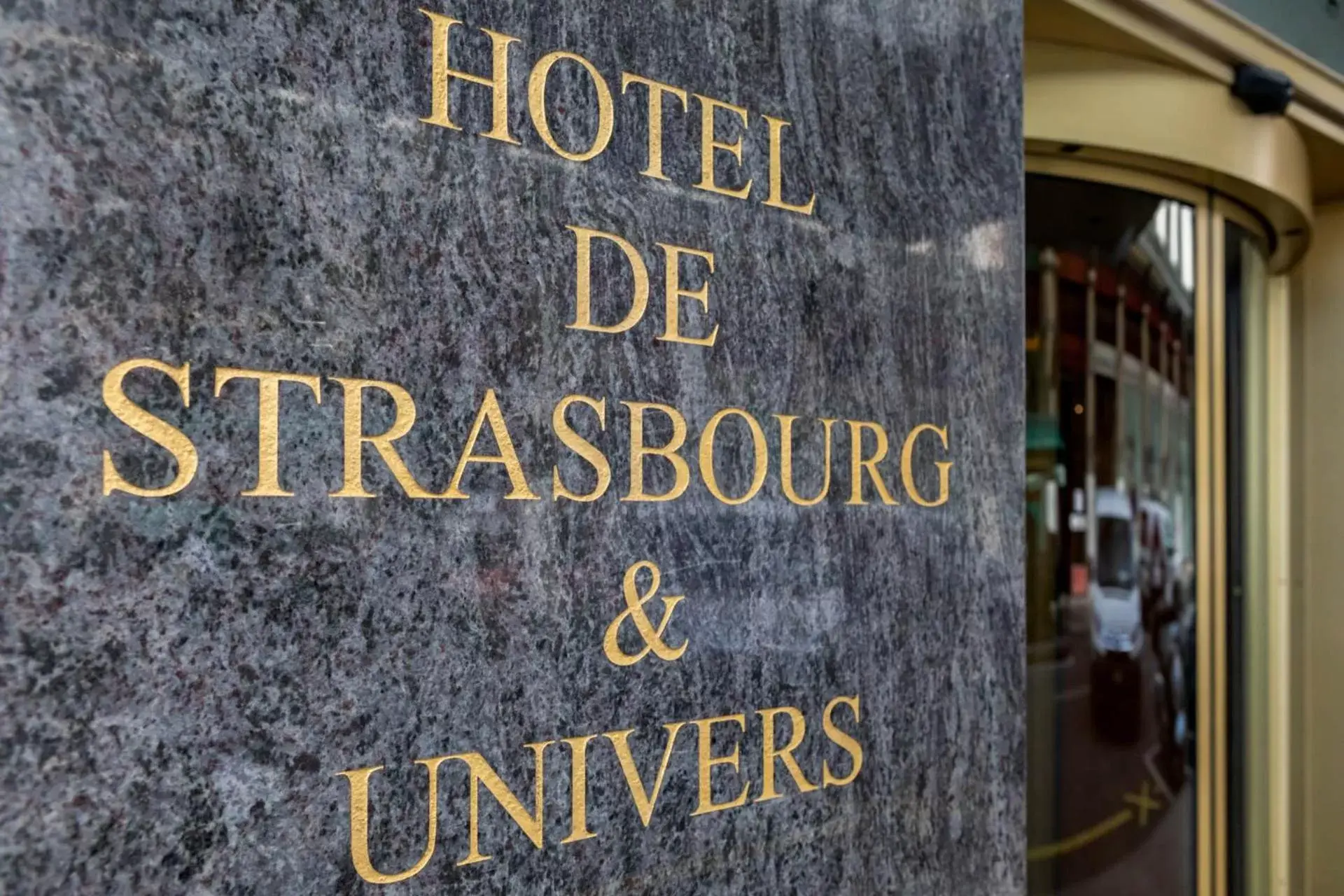 Property logo or sign in Hotel Strasbourg