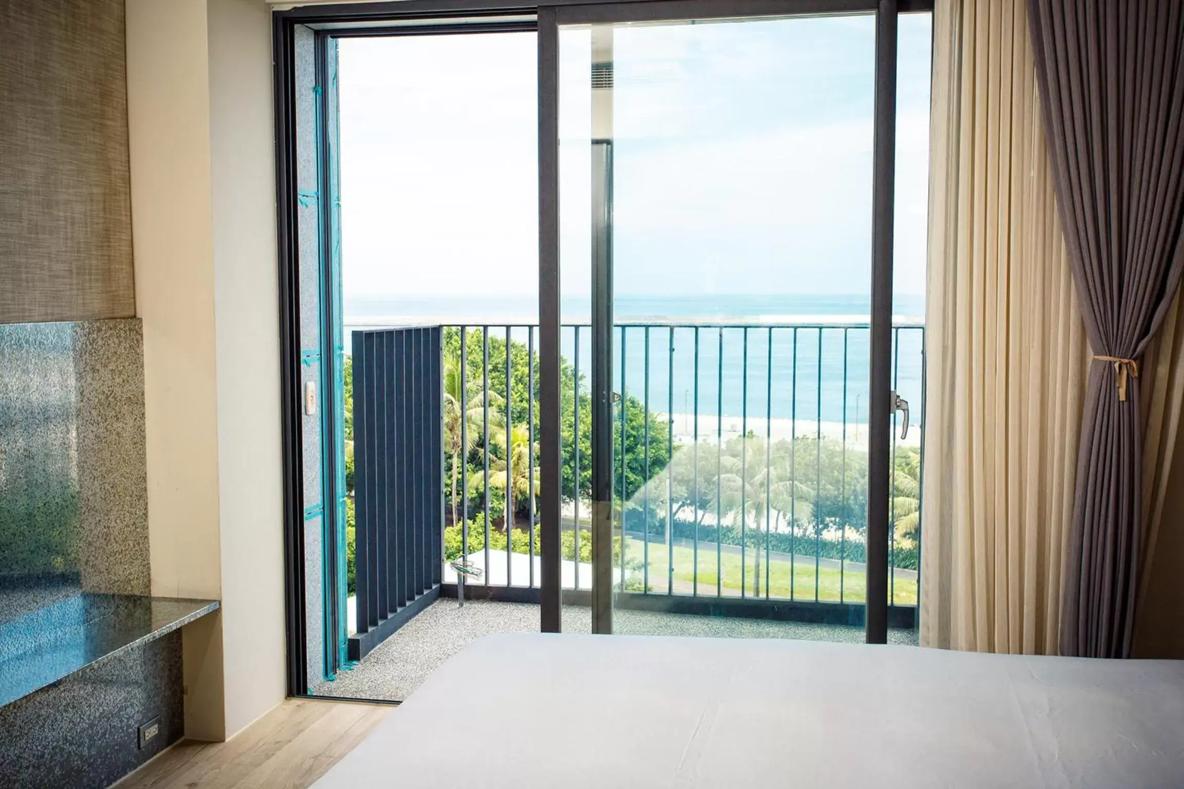 Standard Double or Twin Room with Sea View in Kadda Hotel Standard Double or Twin Room with Sea View in Kadda Hotel