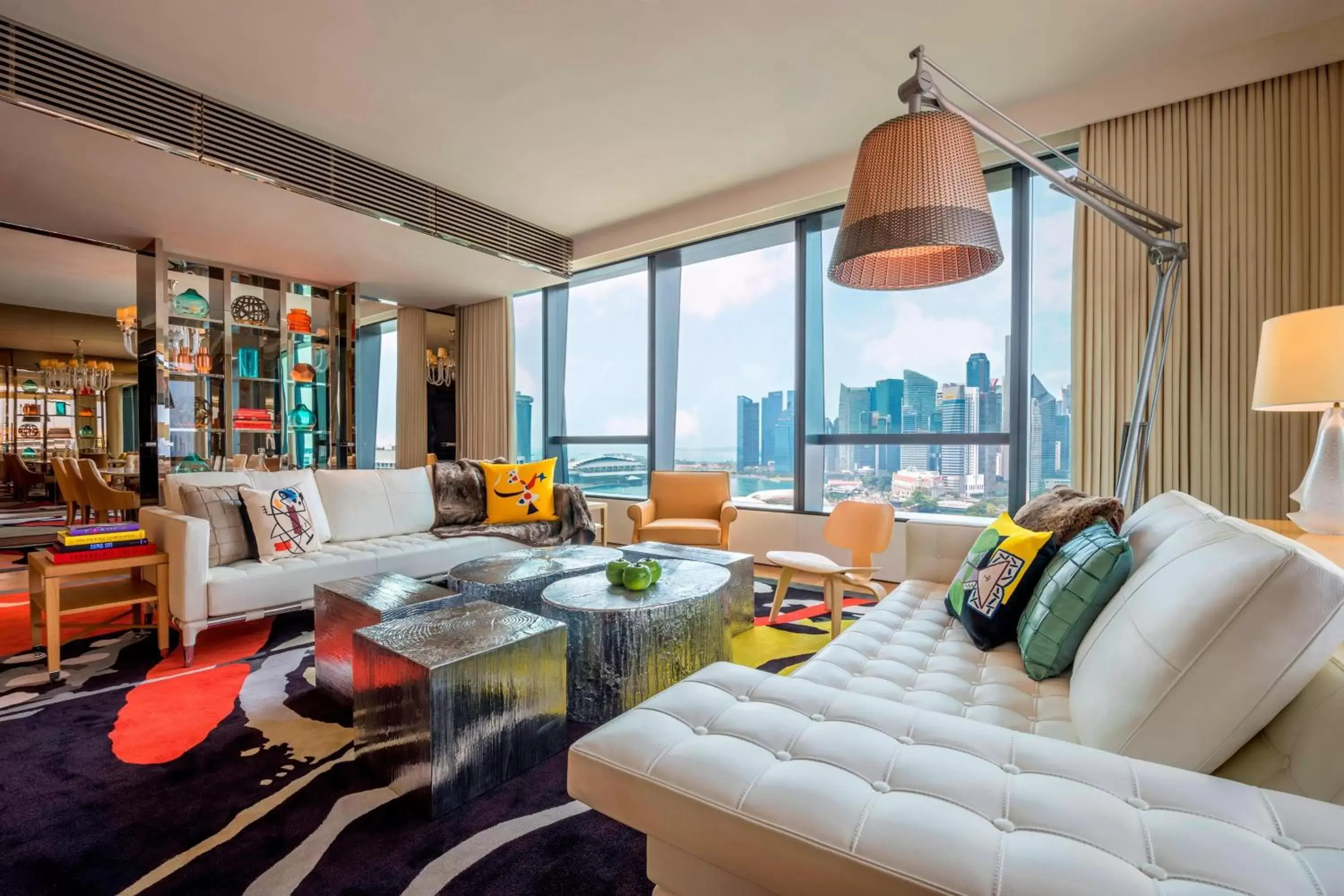 Living room, Seating Area in JW Marriott Hotel Singapore South Beach