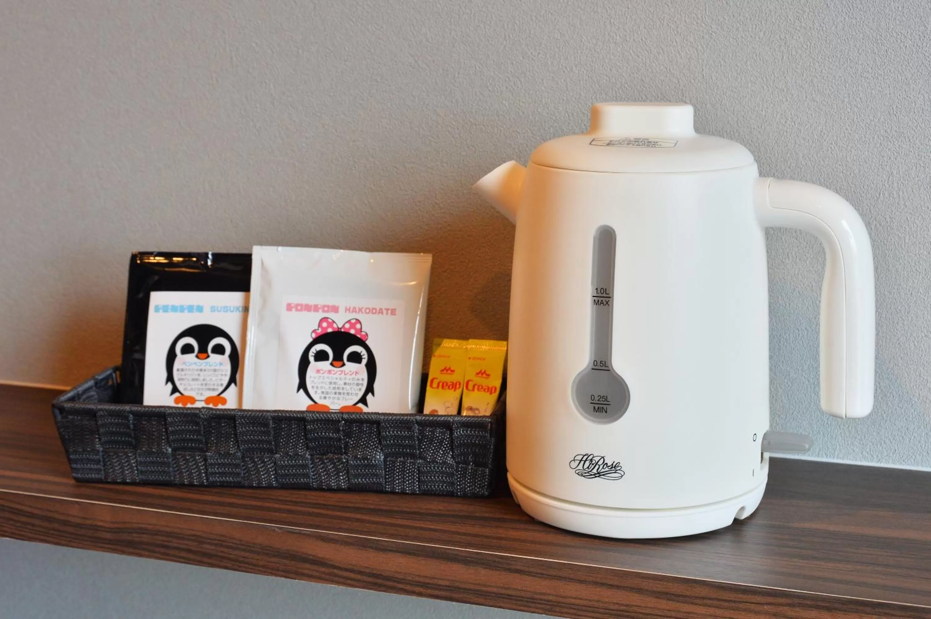 Coffee/tea facilities in LC Goryokaku Hotel