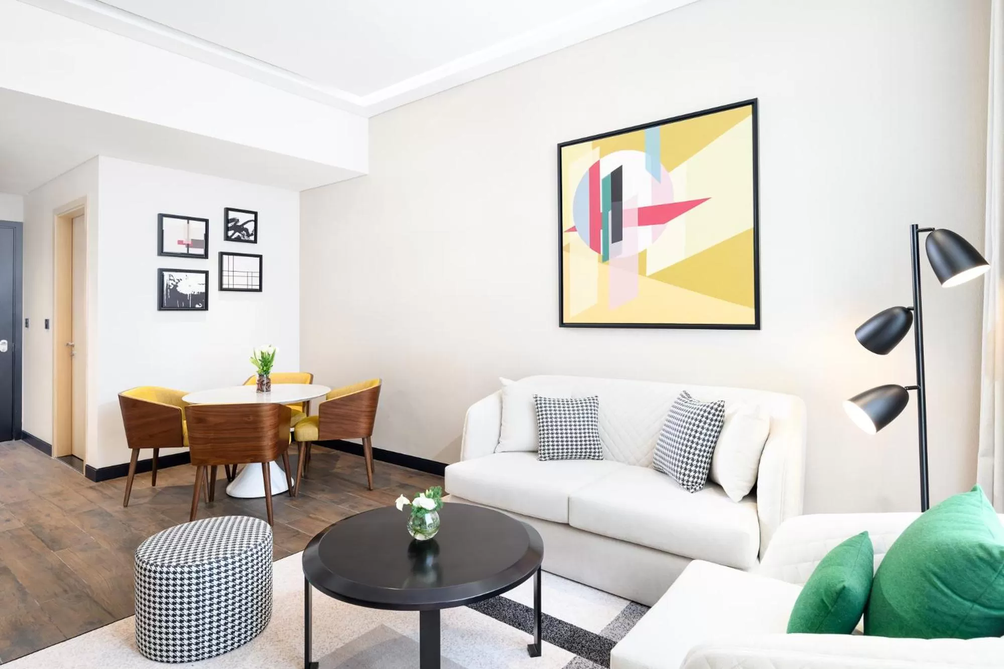 Living room in Millennium Al Barsha