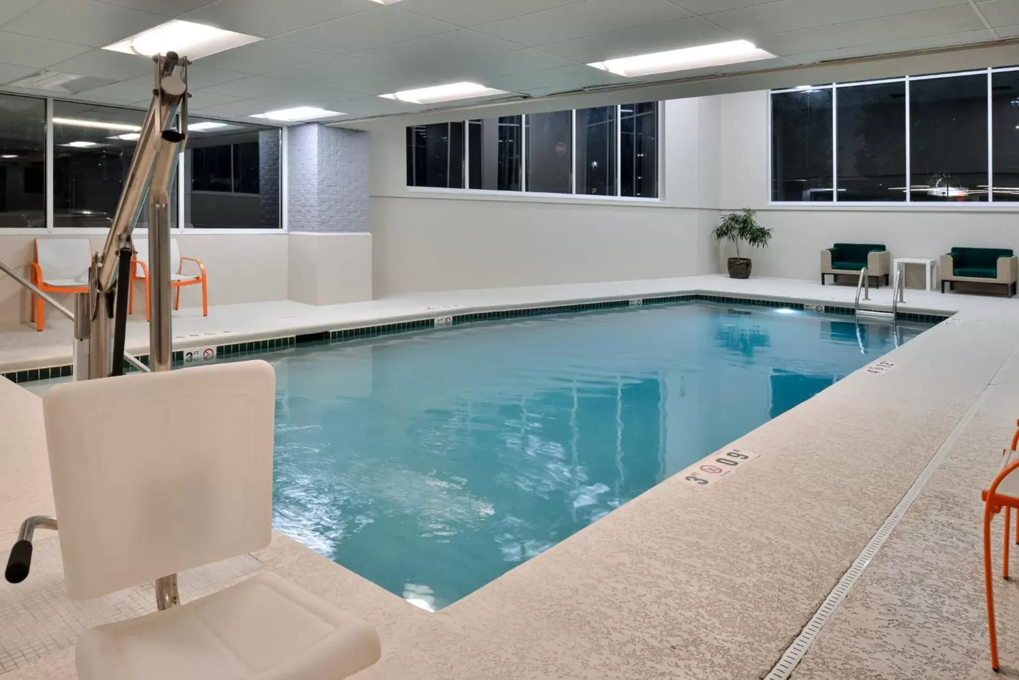 Swimming Pool in Holiday Inn Hotel & Suites Overland Park-Convention Center, an IHG Hotel