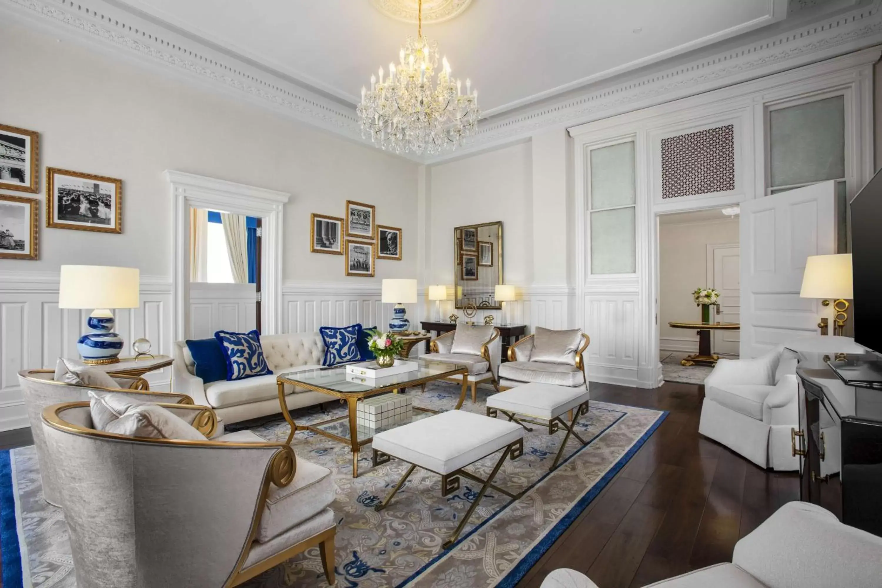 Living room, Seating Area in Waldorf Astoria Washington DC