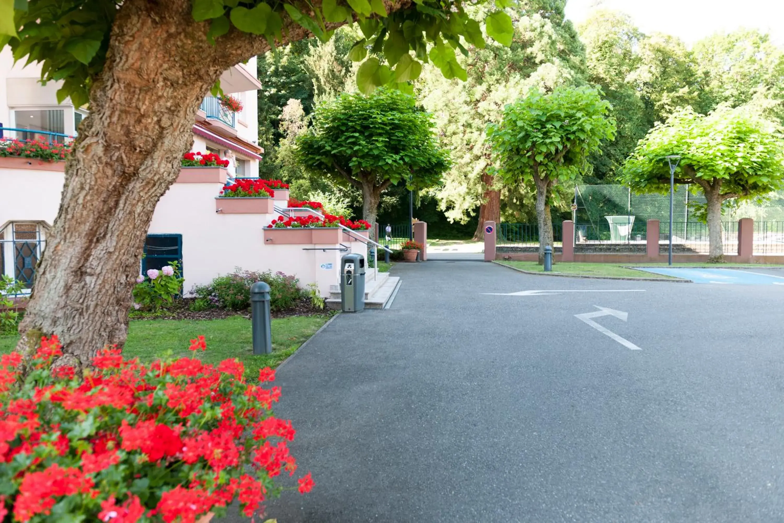 Facade/entrance in Grand Hôtel Filippo Strasbourg Nord Facade/entrance in Grand Hôtel Filippo Strasbourg Nord