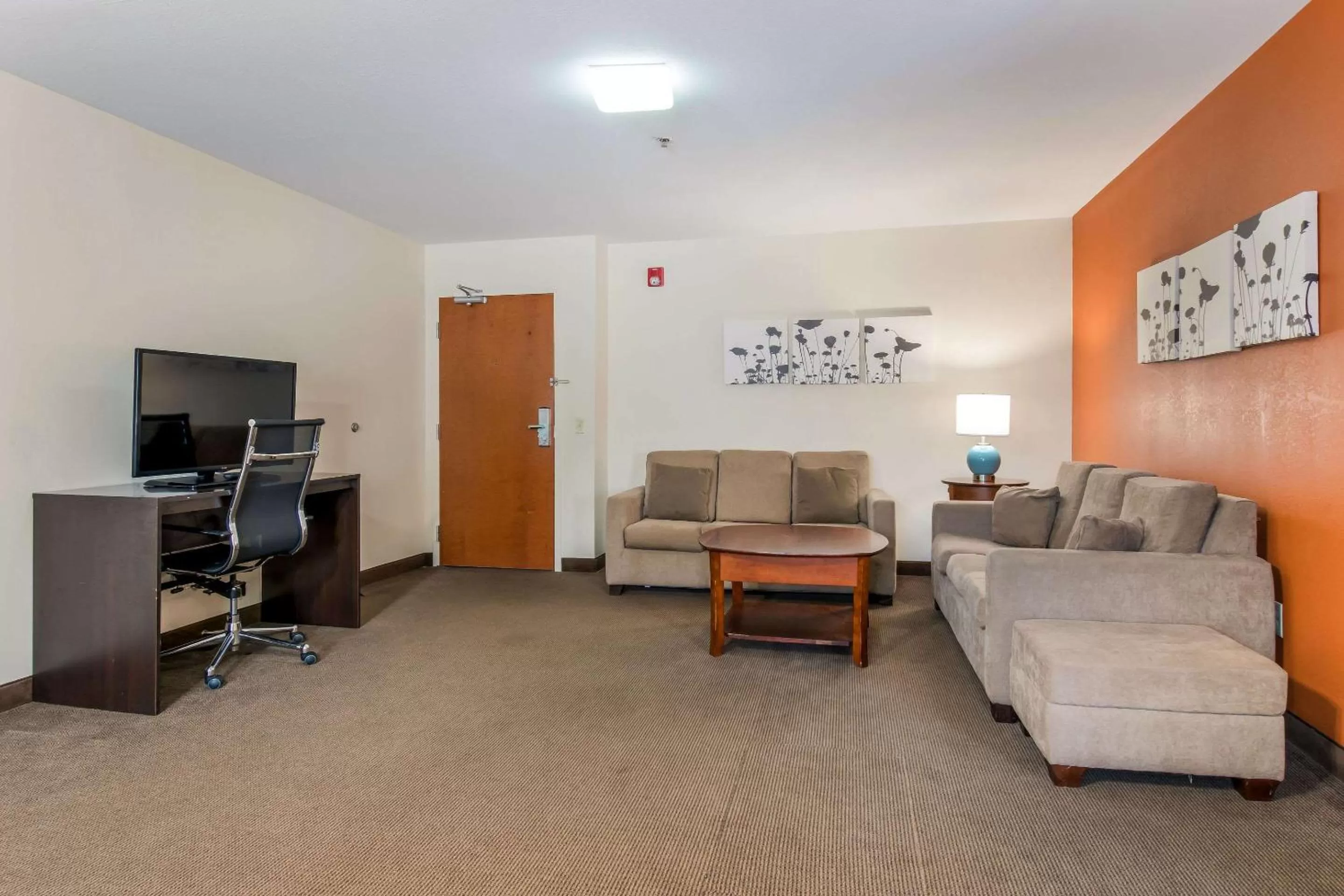 Bedroom in Sleep Inn & Suites Ronks