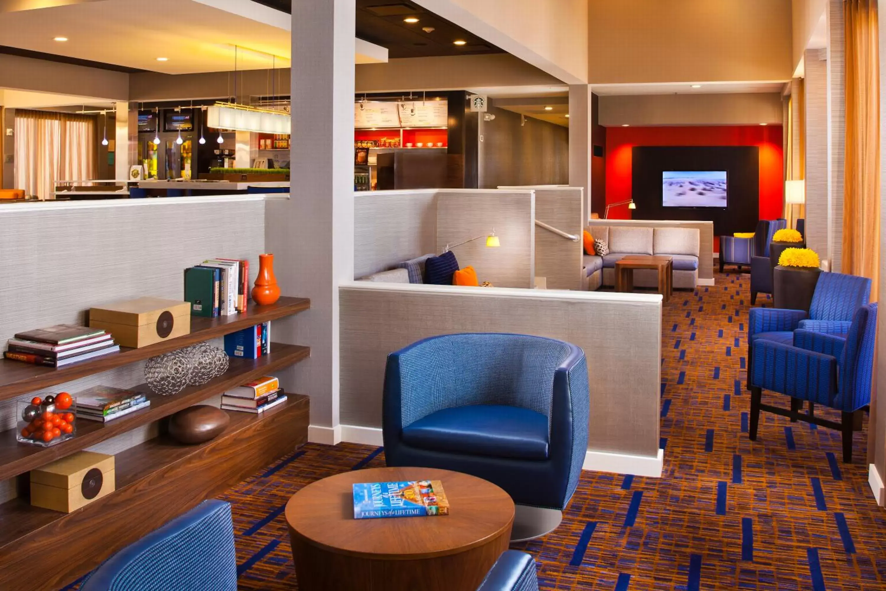 Library in Courtyard by Marriott Little Rock West