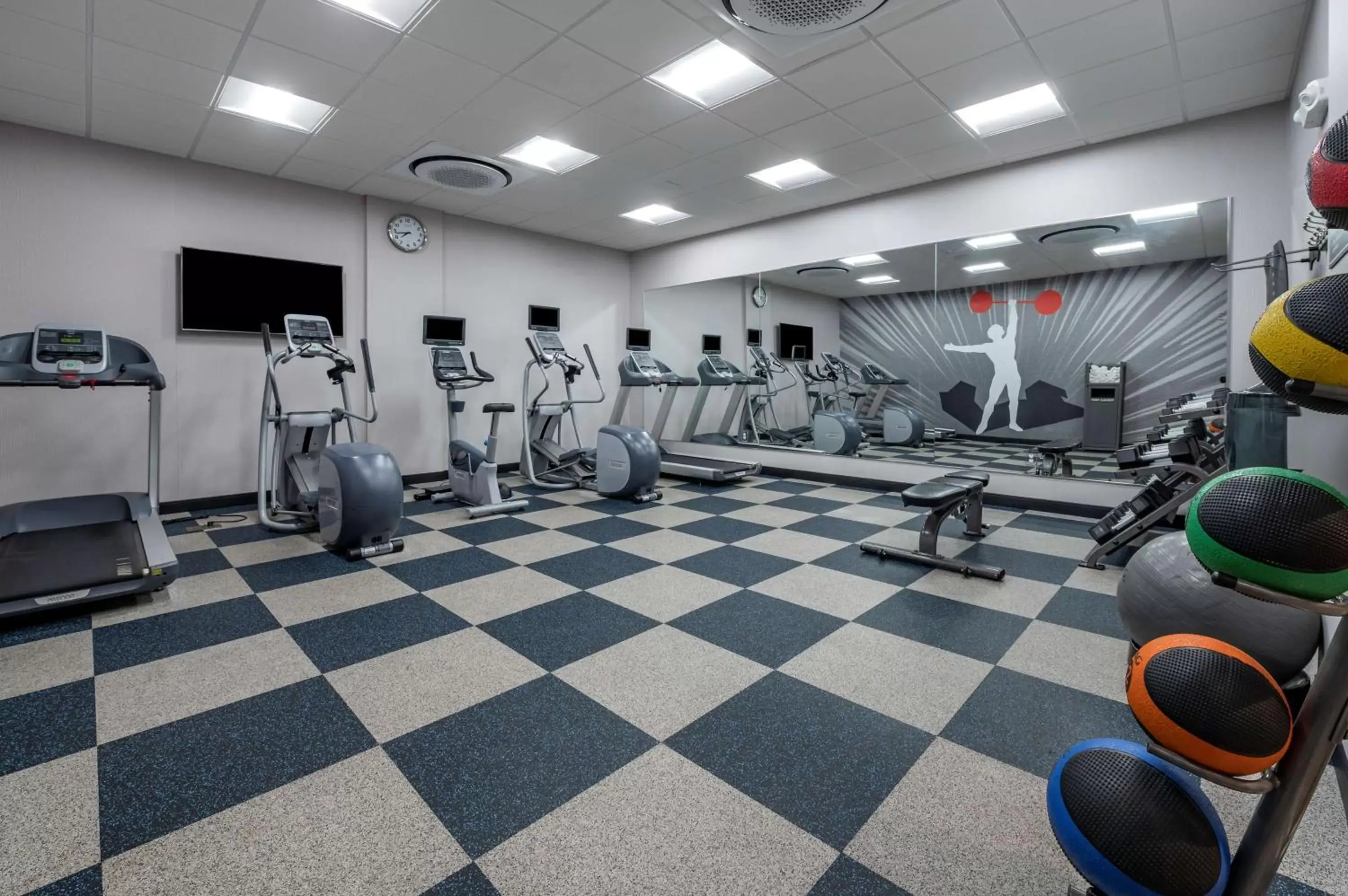 Spa and wellness centre/facilities, Fitness Center/Facilities in GLō Best Western Lexington