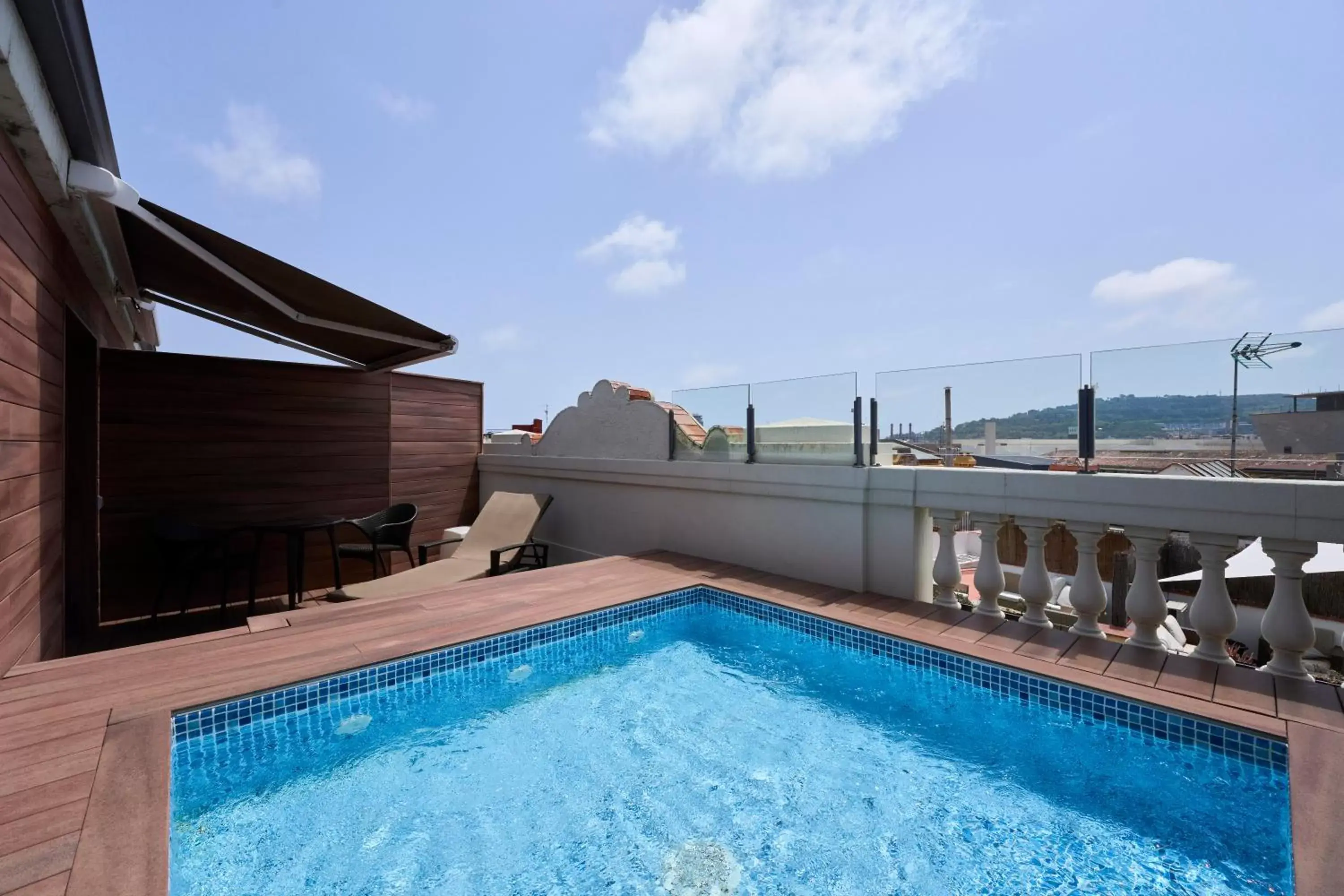 Junior Suite with Private Pool in Catalonia Ramblas 4* Sup