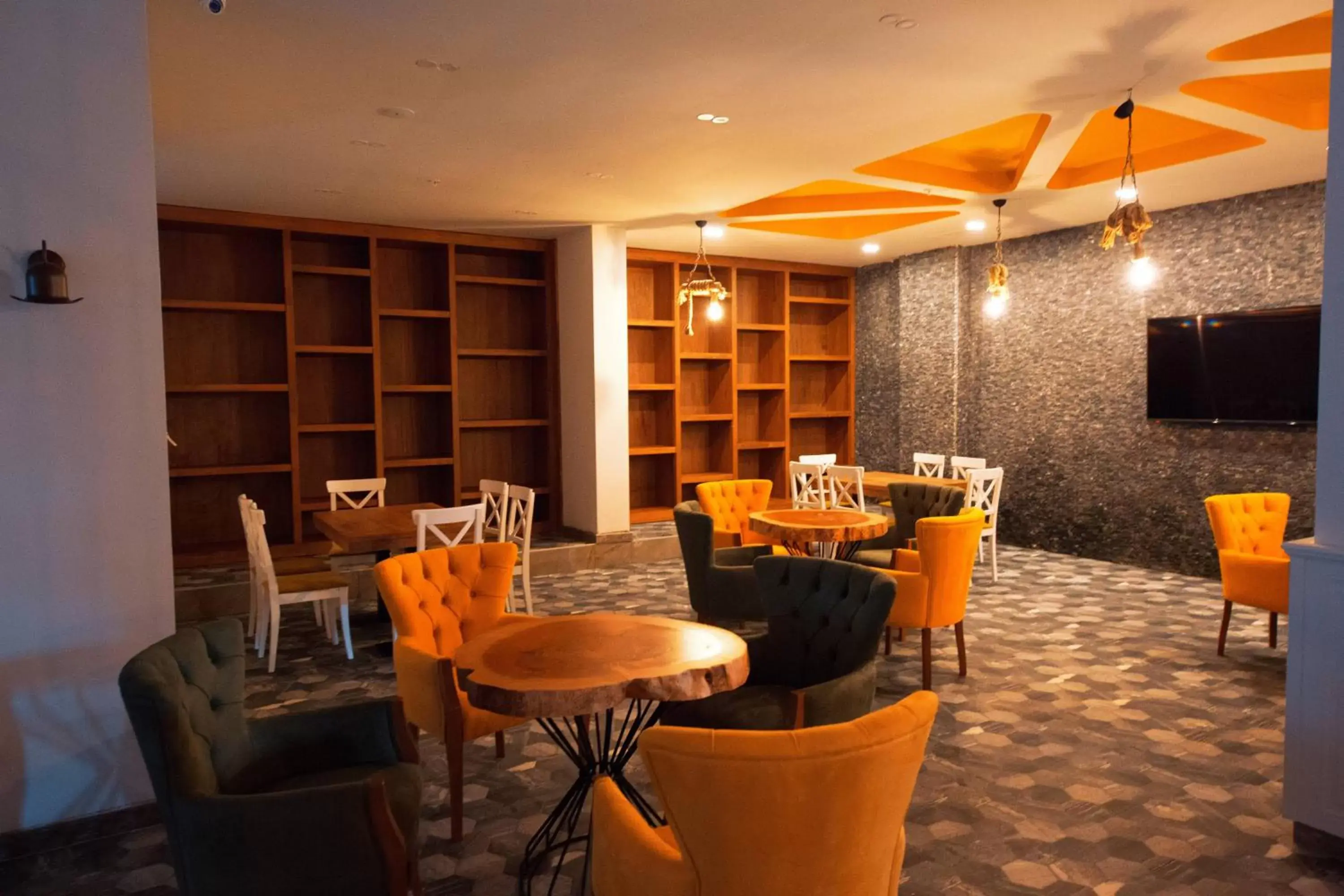 Communal lounge/ TV room, Lounge/Bar in Sey Beach Hotel & Spa