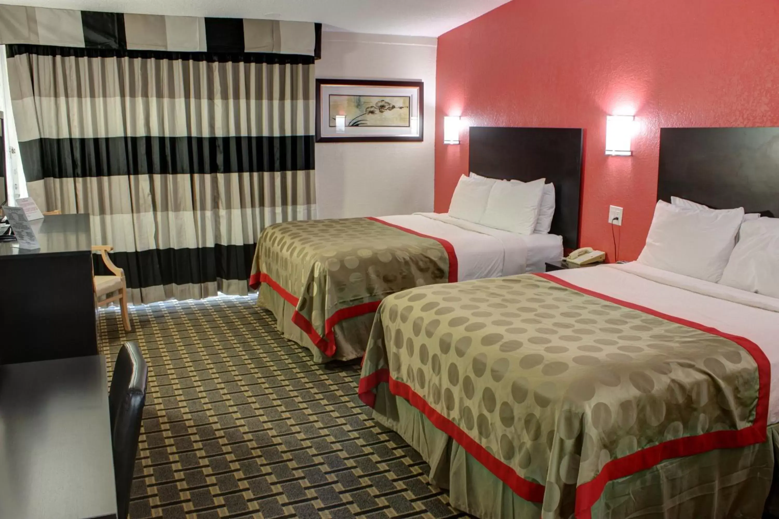 Photo of the whole room, Bed in Ramada by Wyndham Grand Junction