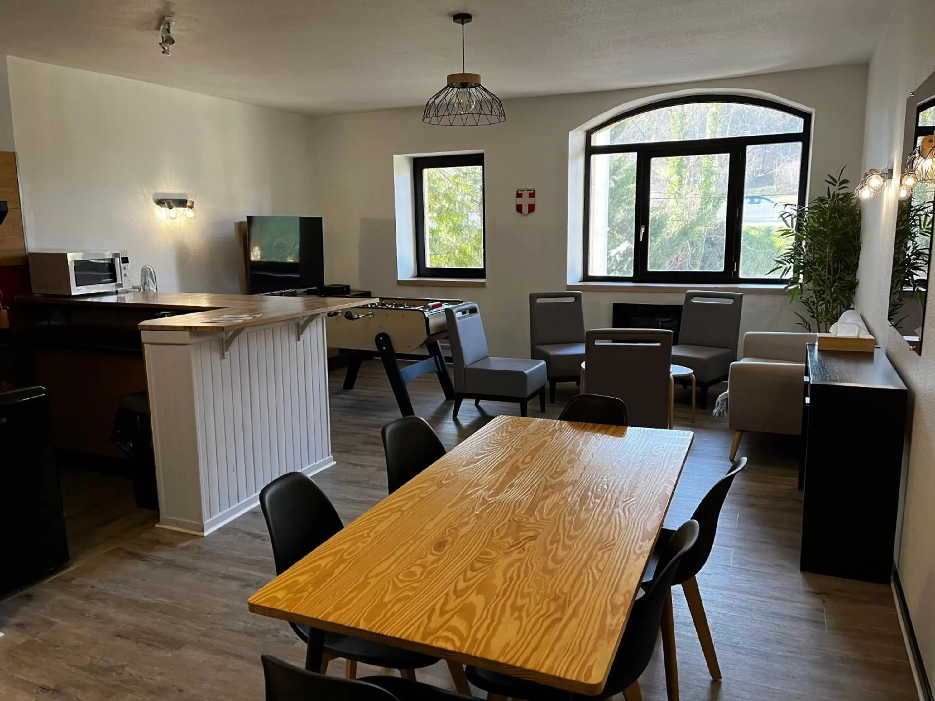 Seating area, Restaurant/Places to Eat in Sure Hotel by Best Western Annecy