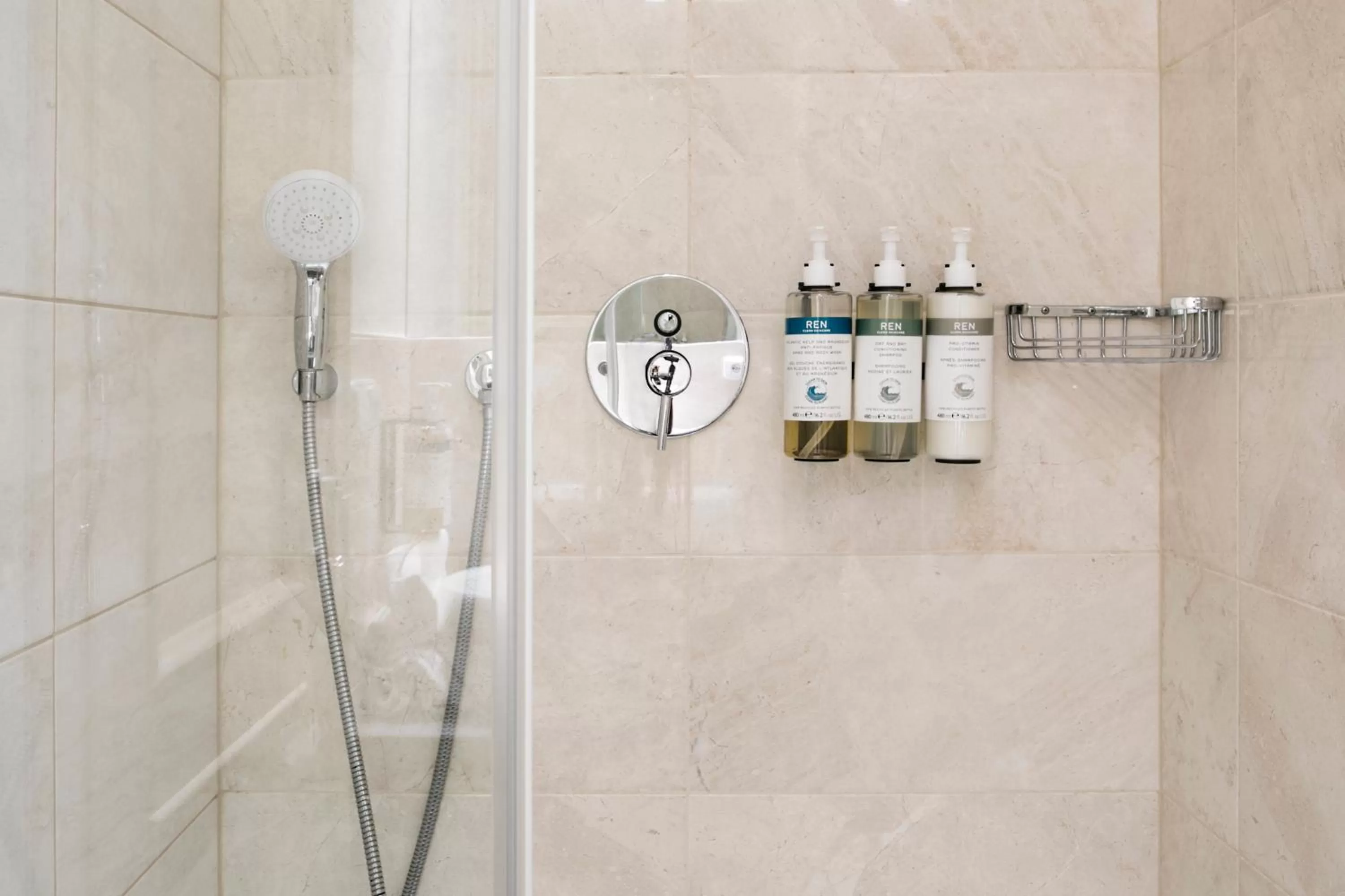 Bathroom in Numa Prague Flow