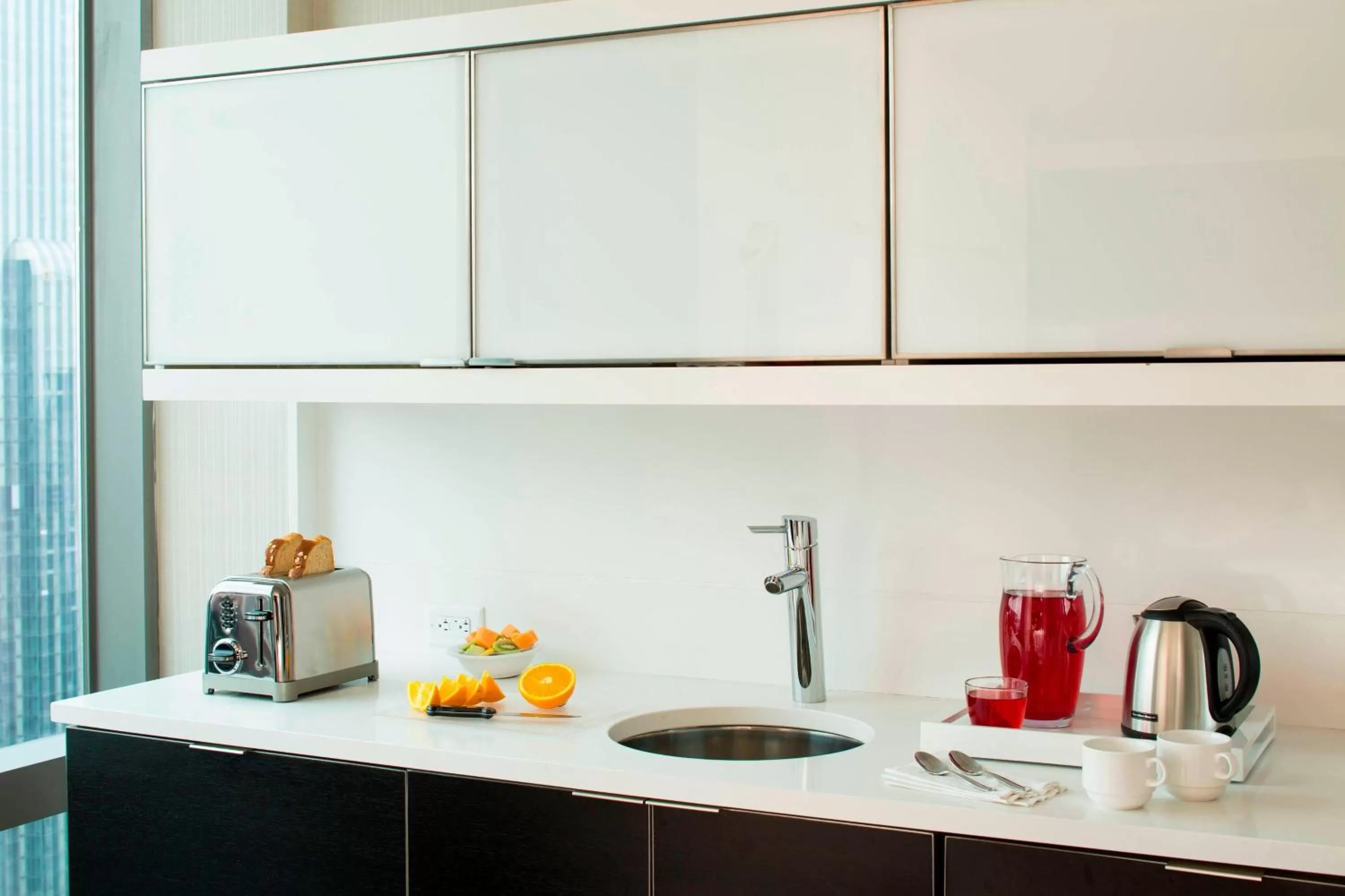 Kitchen or kitchenette in Residence Inn by Marriott New York Manhattan/Central Park