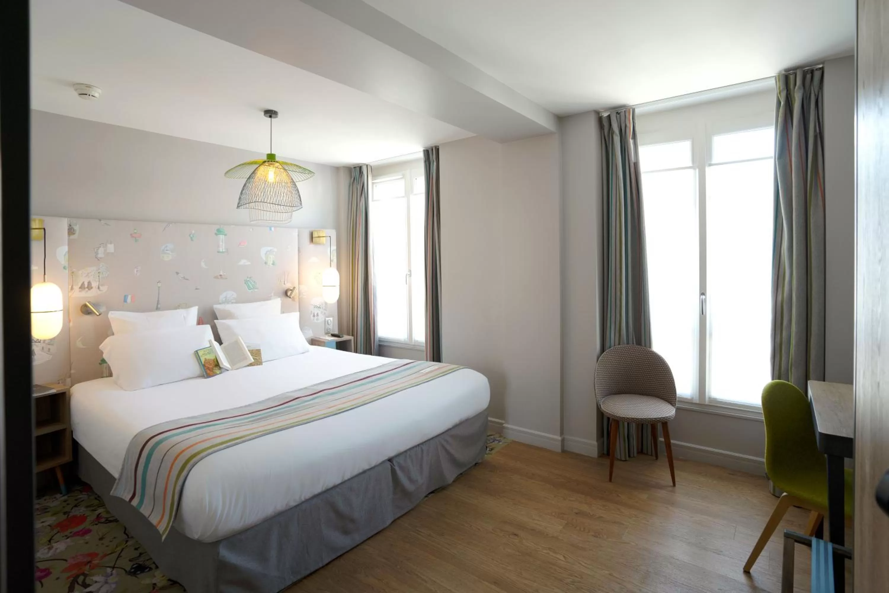 Bed in Hotel Litteraire Marcel Ayme, BW Premier Collection