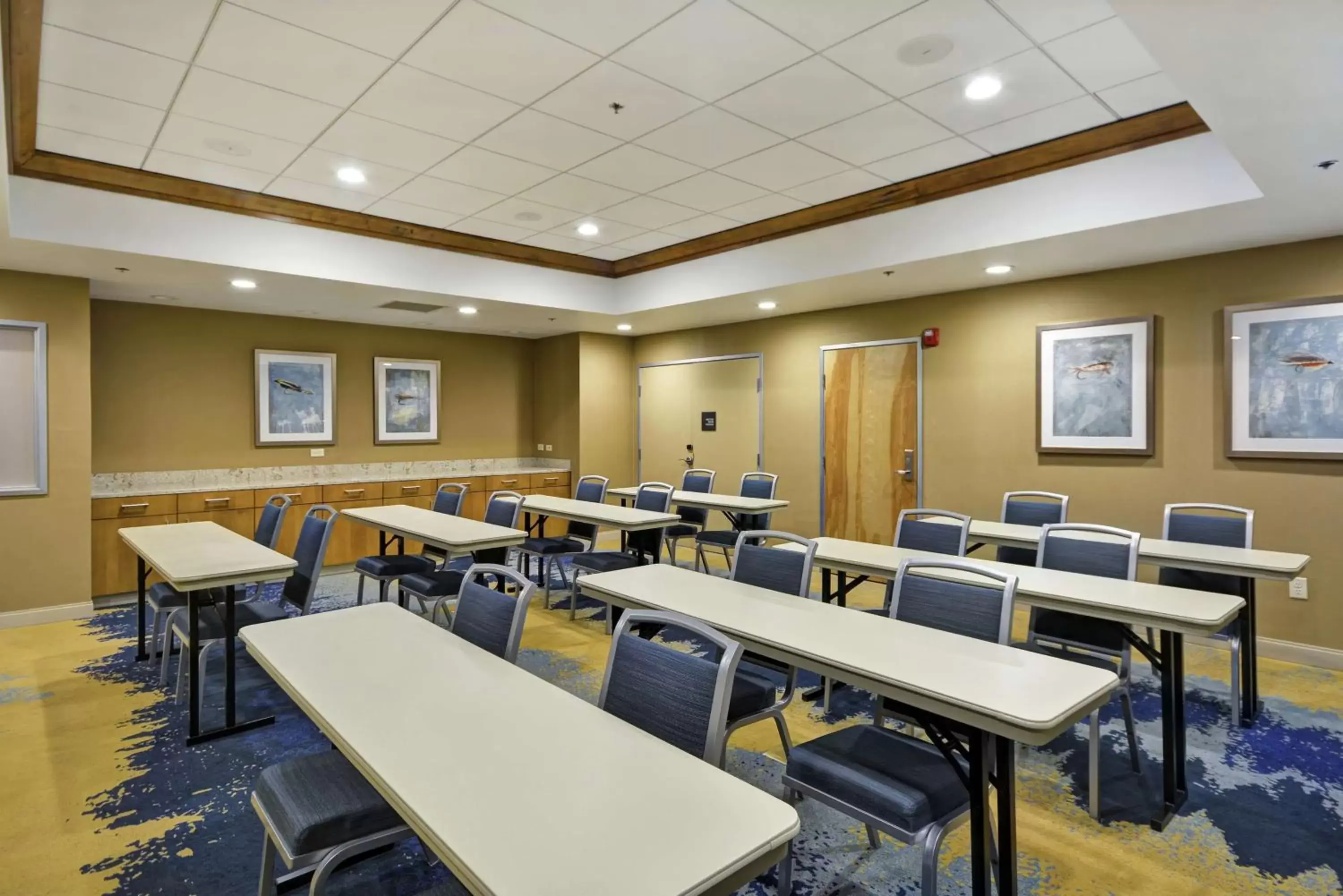 Meeting/conference room in Hampton Inn Suites Grants Pass