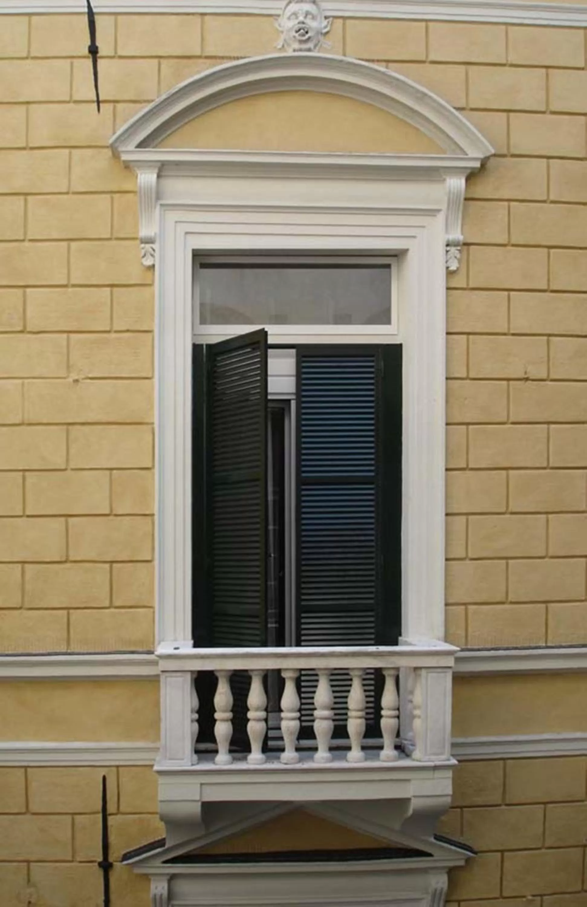 Facade/entrance in Best Western Porto Antico