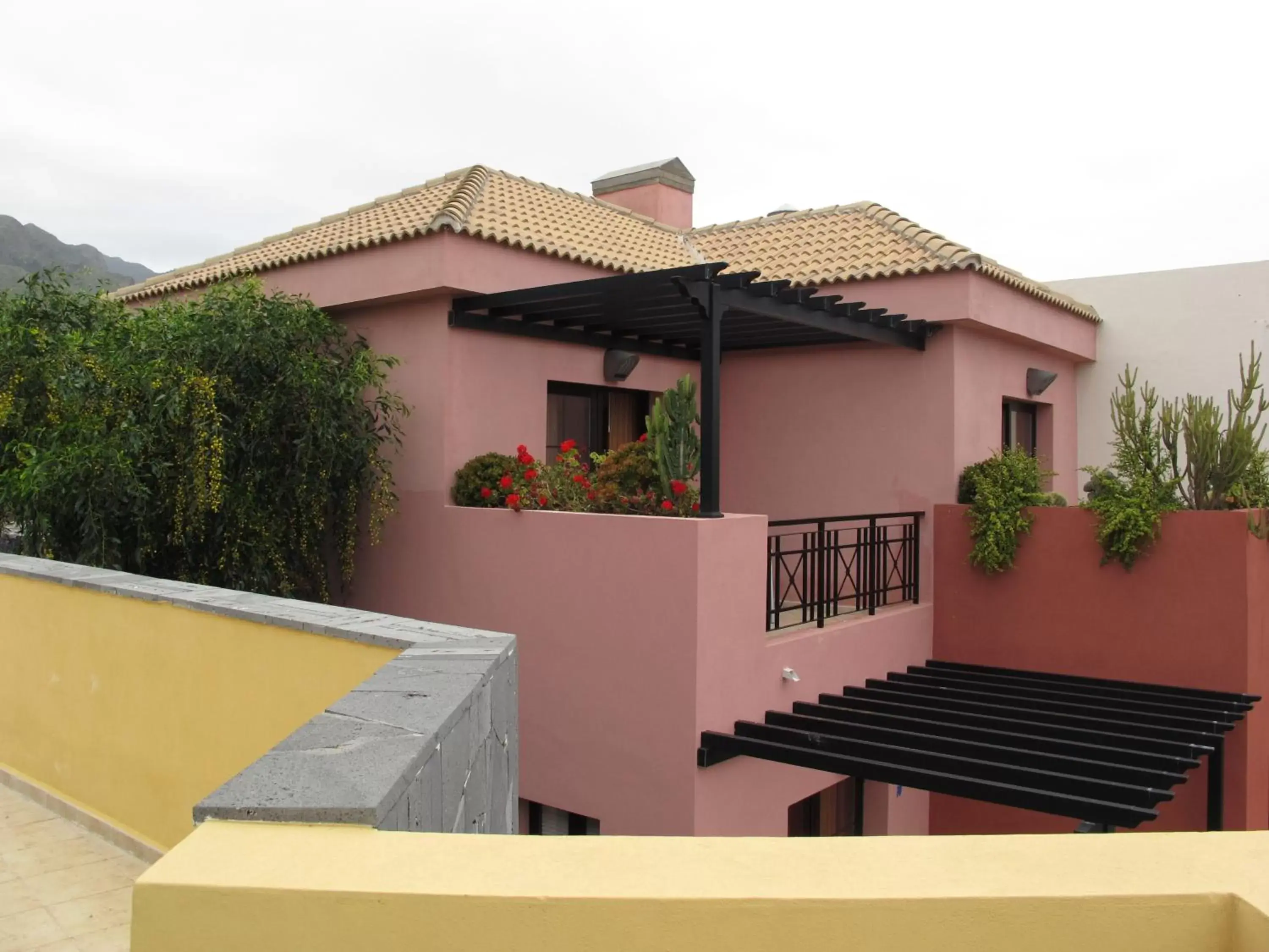 Landmark view, Property Building in Luz Del Mar