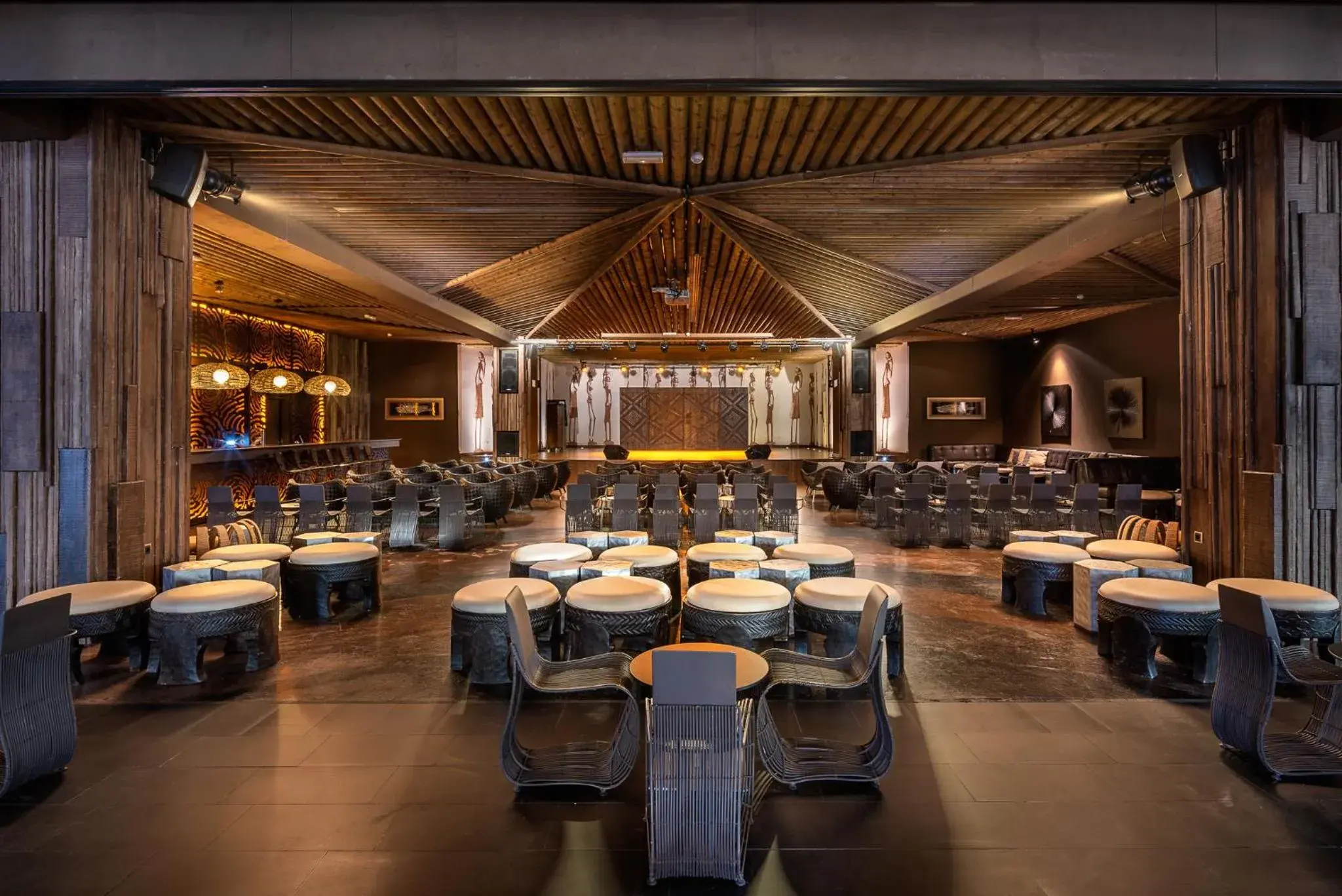 Lounge or bar, Restaurant/Places to Eat in Lopesan Baobab Resort